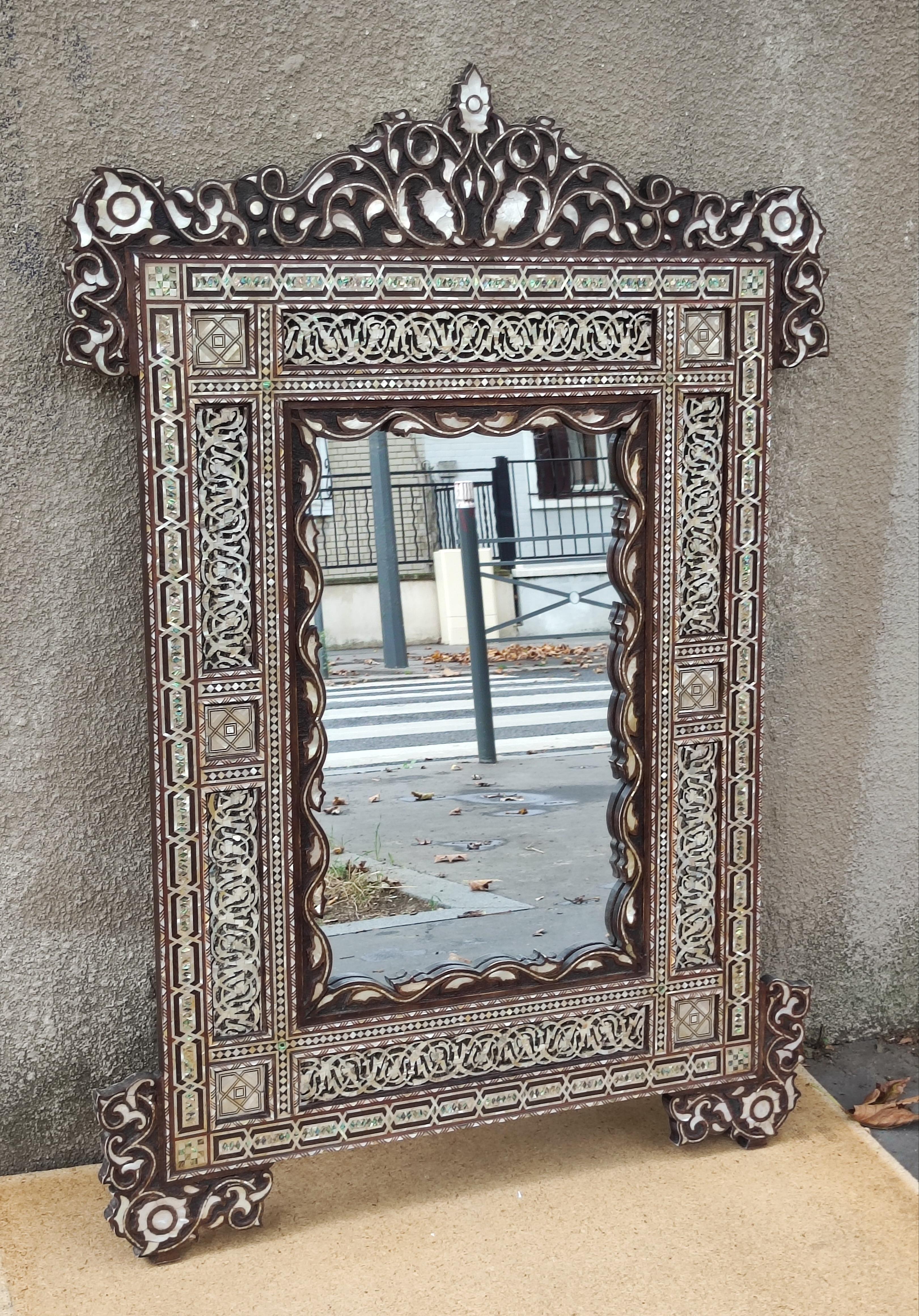 Pair of Syrian Mirrors in carved wood and inlays XIX°in excellent condition.
