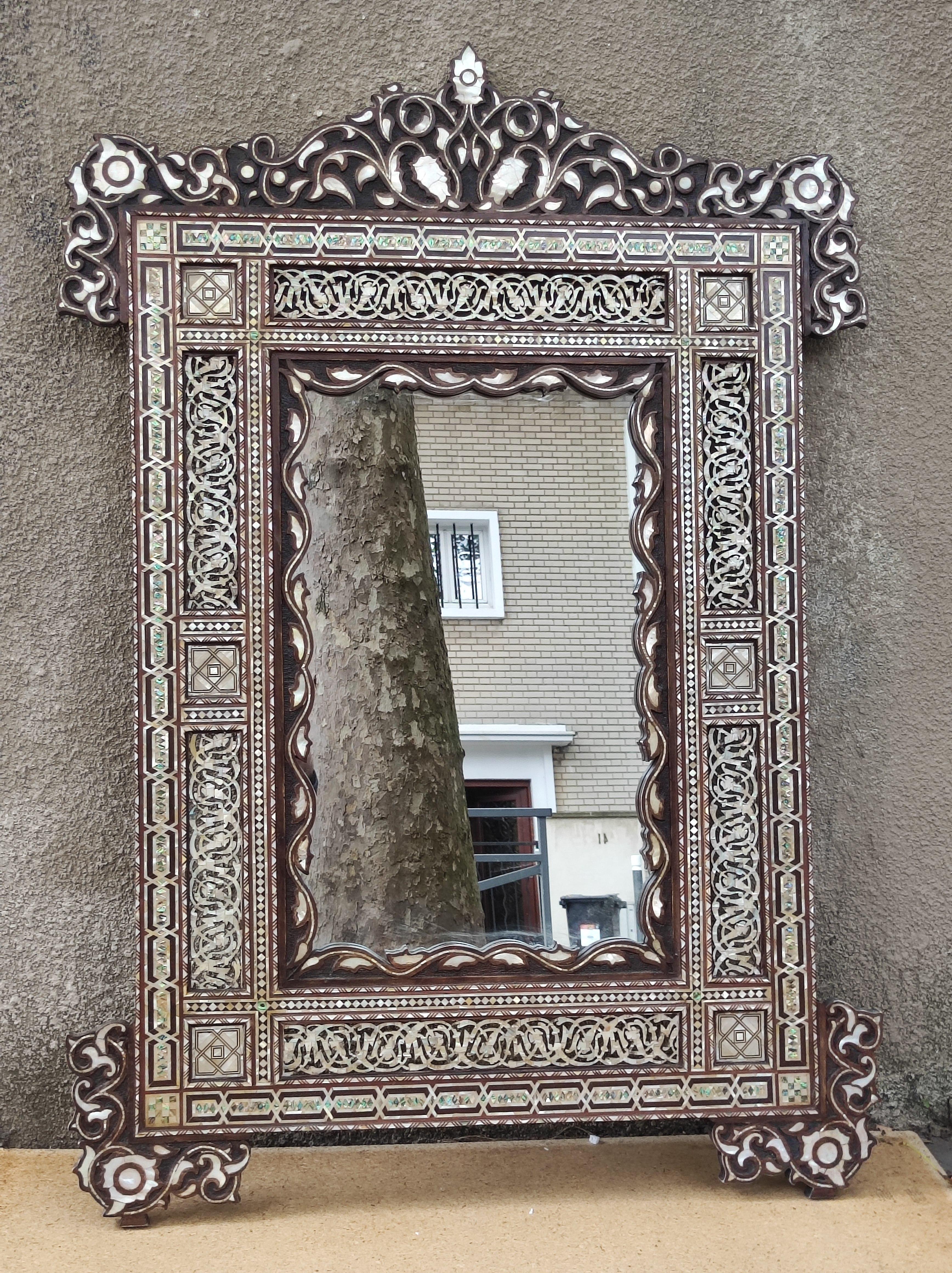 Pair of Syrian Mirrors in carved wood and inlays XIX° 2