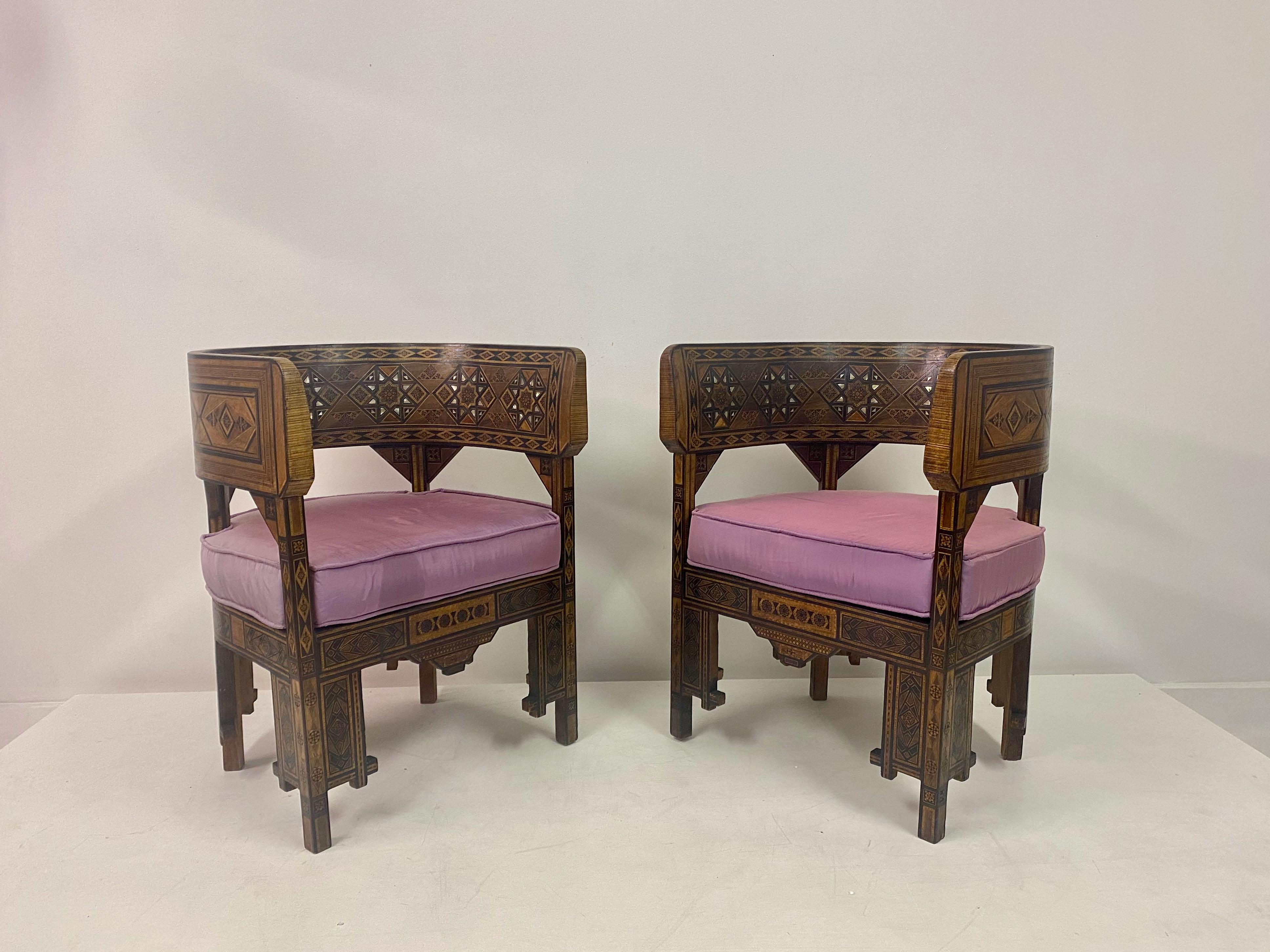 19th Century Pair of Syrian Walnut And Parquetry Tub Armchairs For Sale