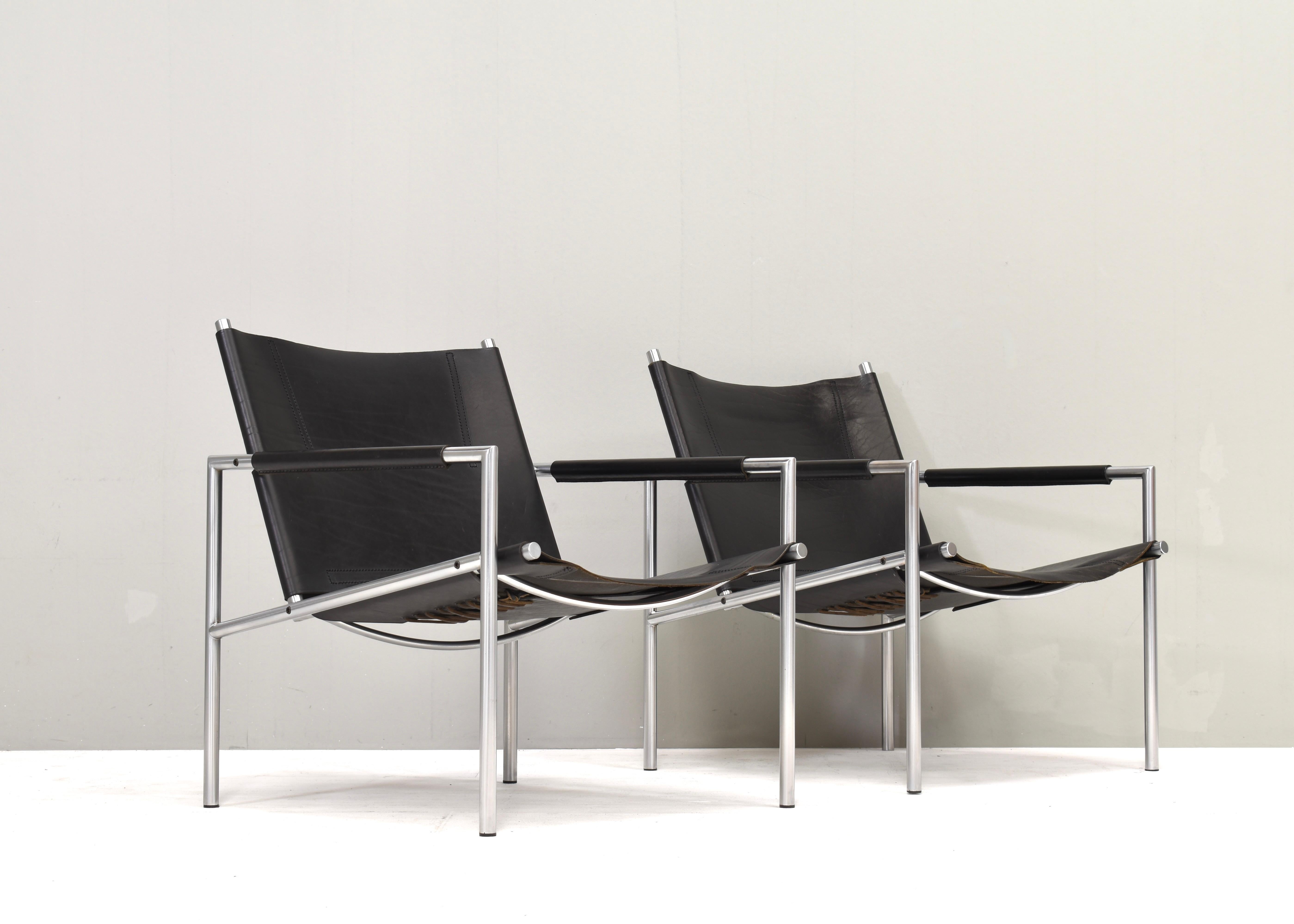 Dutch Pair of SZ02 Lounge Chairs by Martin Visser for ‘t Spectrum, Netherlands – 1960s For Sale
