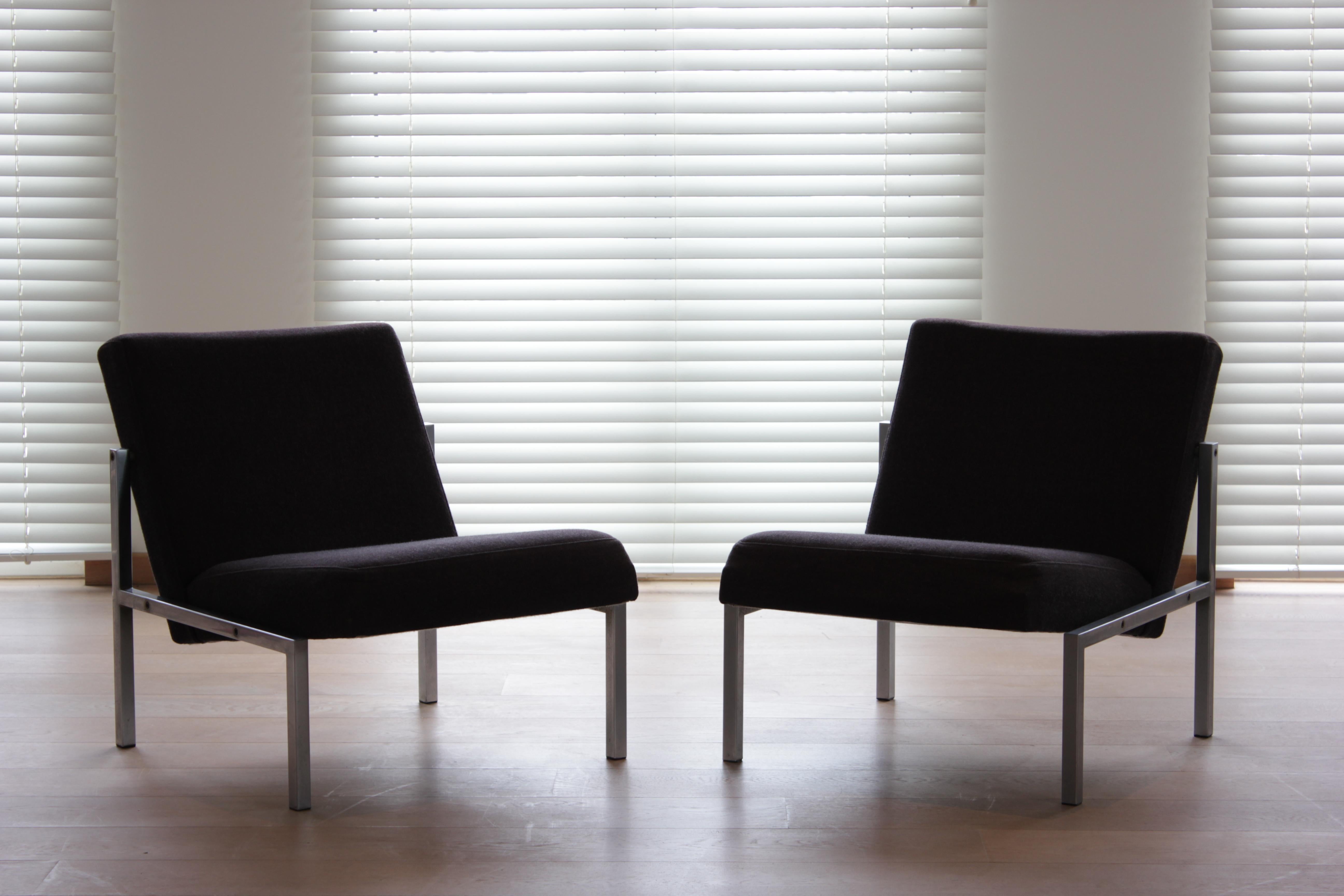 Mid-Century Modern Pair of SZ11 Lounge Chairs by Martin Visser for 't Spectrum, 1960s For Sale