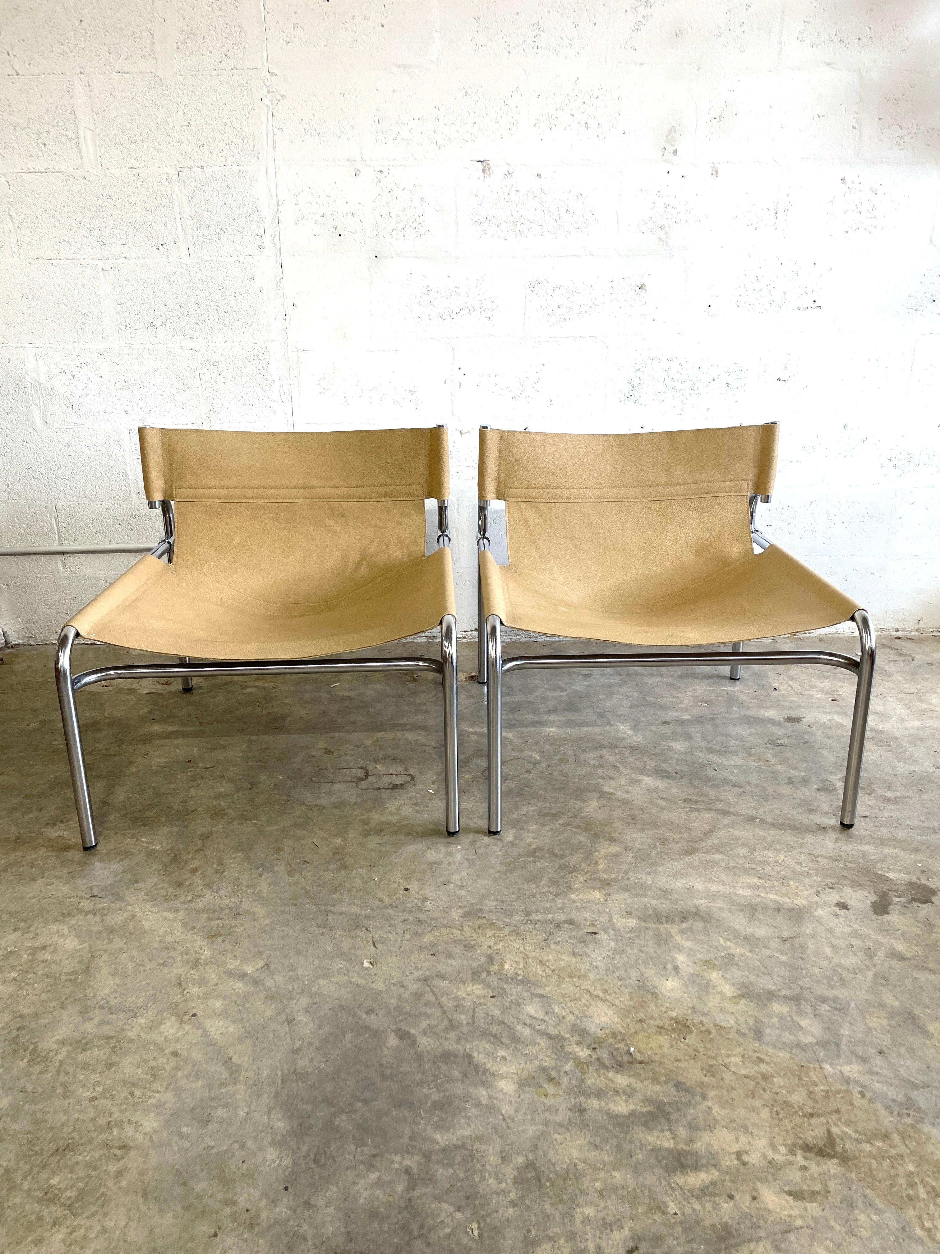 Dutch Pair of SZ12 Leather Lounge Chairs by Walter Antonis for T Spectrum