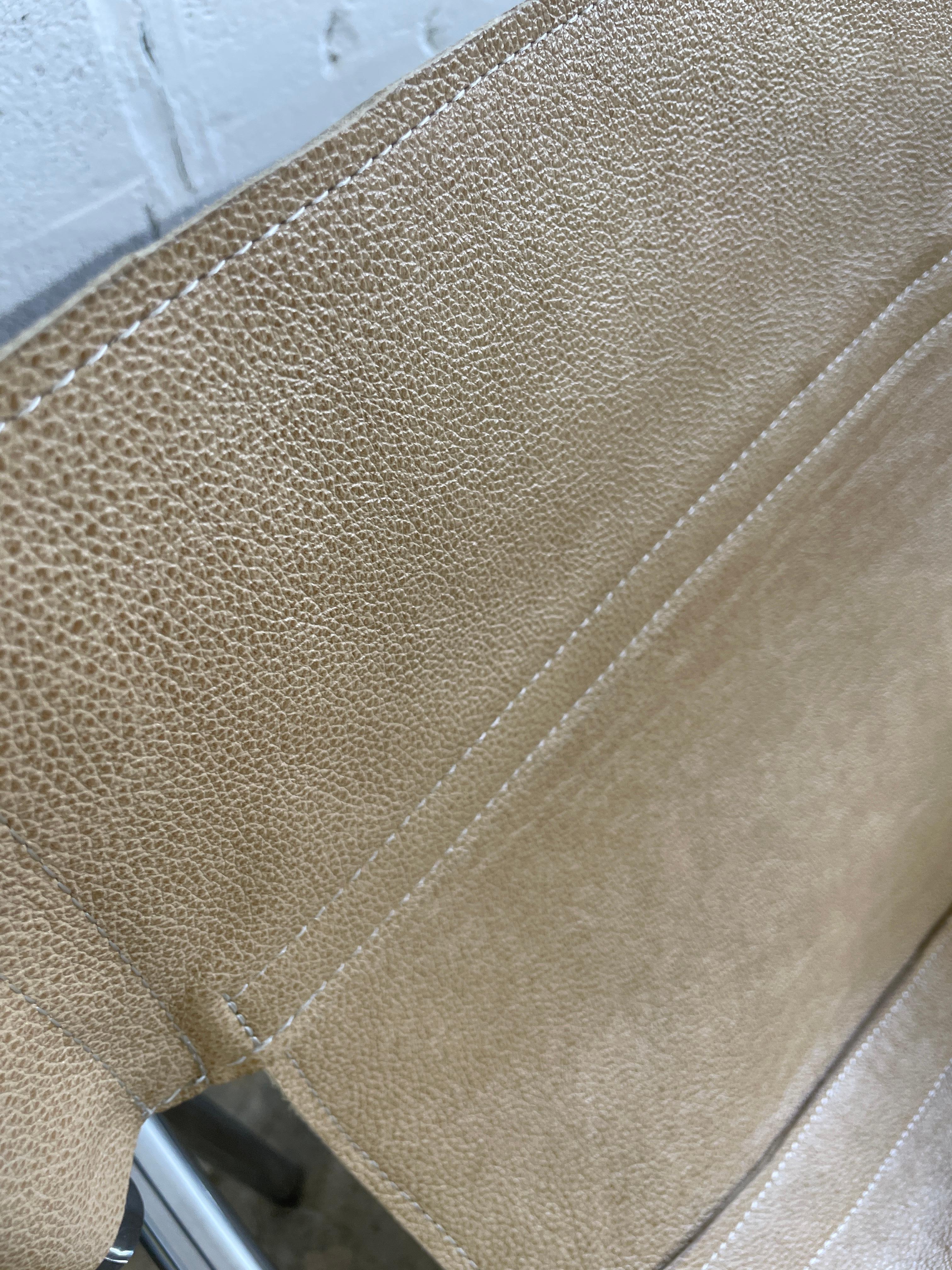 Pair of SZ12 Leather Lounge Chairs by Walter Antonis for T Spectrum In Good Condition In Fort Lauderdale, FL