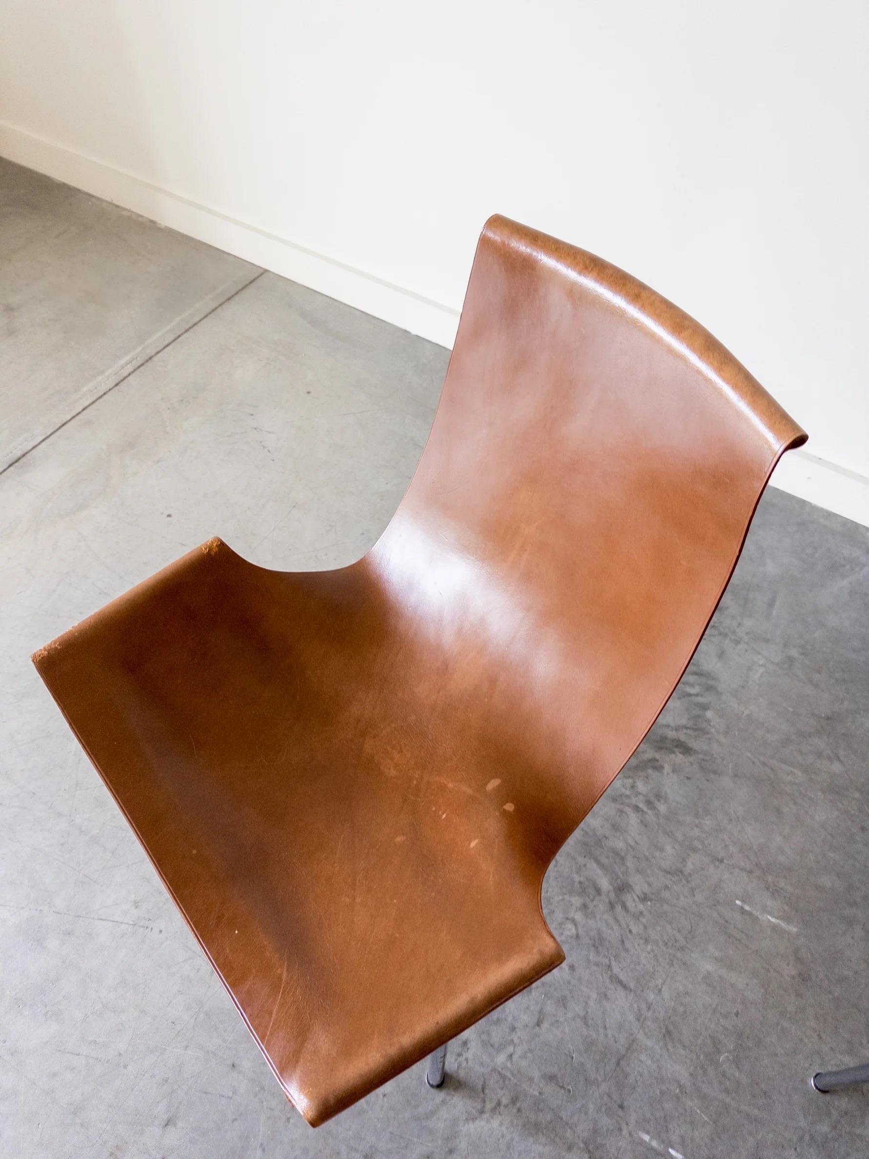 Late 20th Century Pair of T Chairs by Katavolos, Littell And Kelley For Laverne International