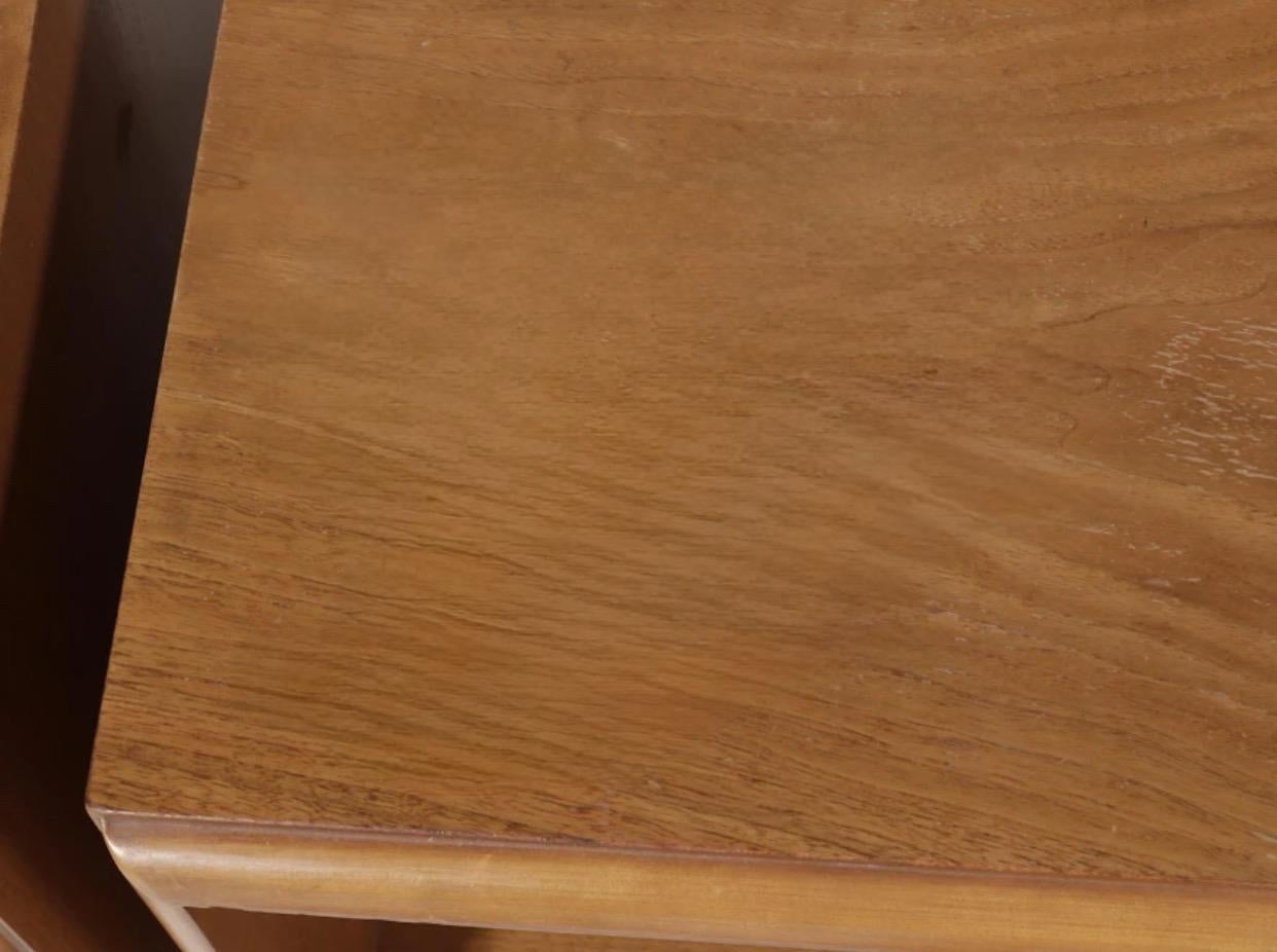 Pair of T. H. Robsjohn-Gibbings Bleached Walnut Nightstands For Widdicomb In Good Condition For Sale In Chicago, IL