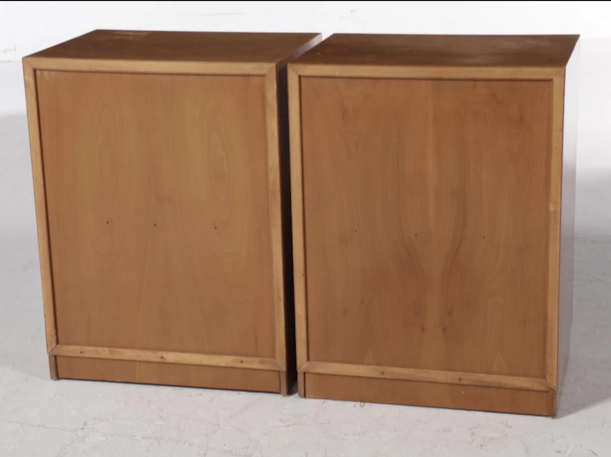 Mid-20th Century Pair of T. H. Robsjohn-Gibbings Bleached Walnut Nightstands For Widdicomb  For Sale