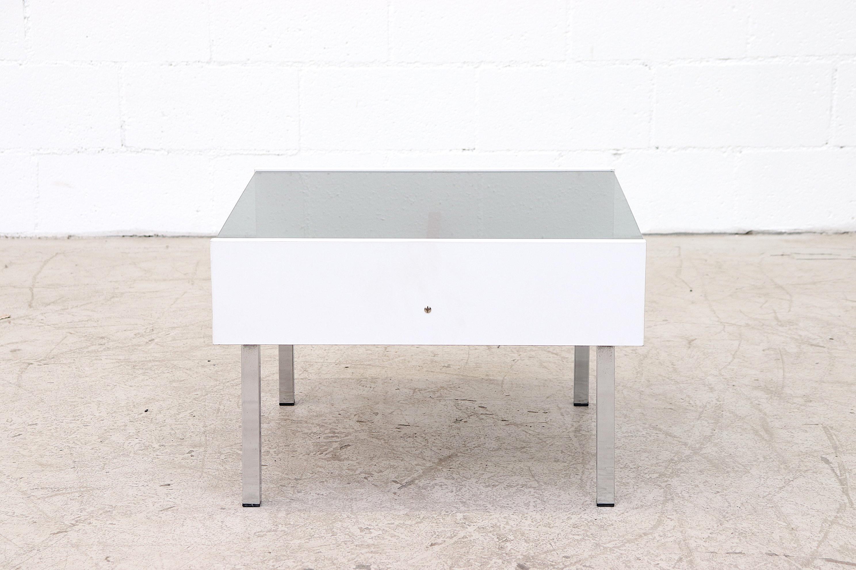 Mid-20th Century Pair of 't Spectrum Modernist Side Tables