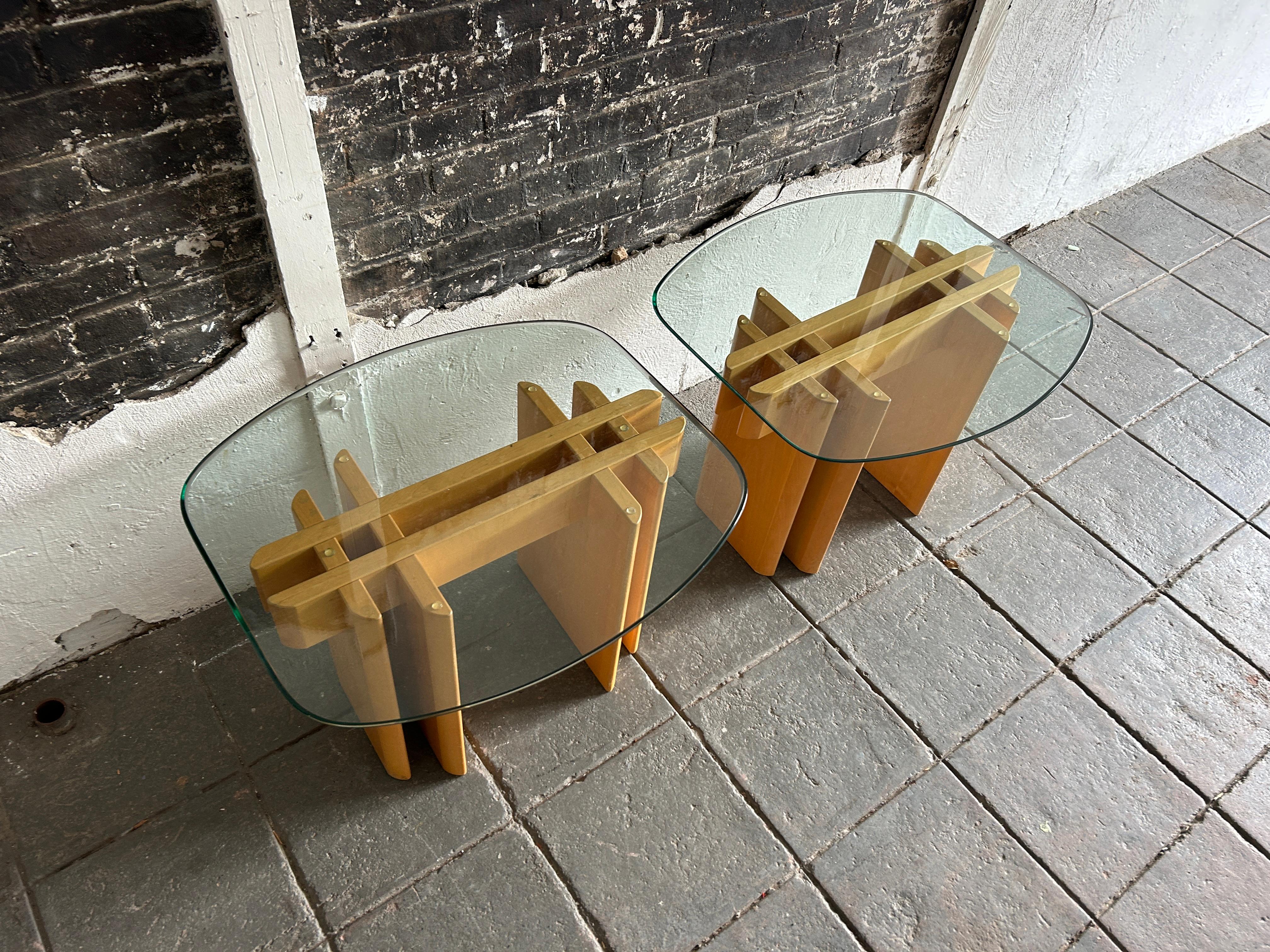 Pair of Table Gustav Gaarde birch and glass end tables In Good Condition For Sale In BROOKLYN, NY