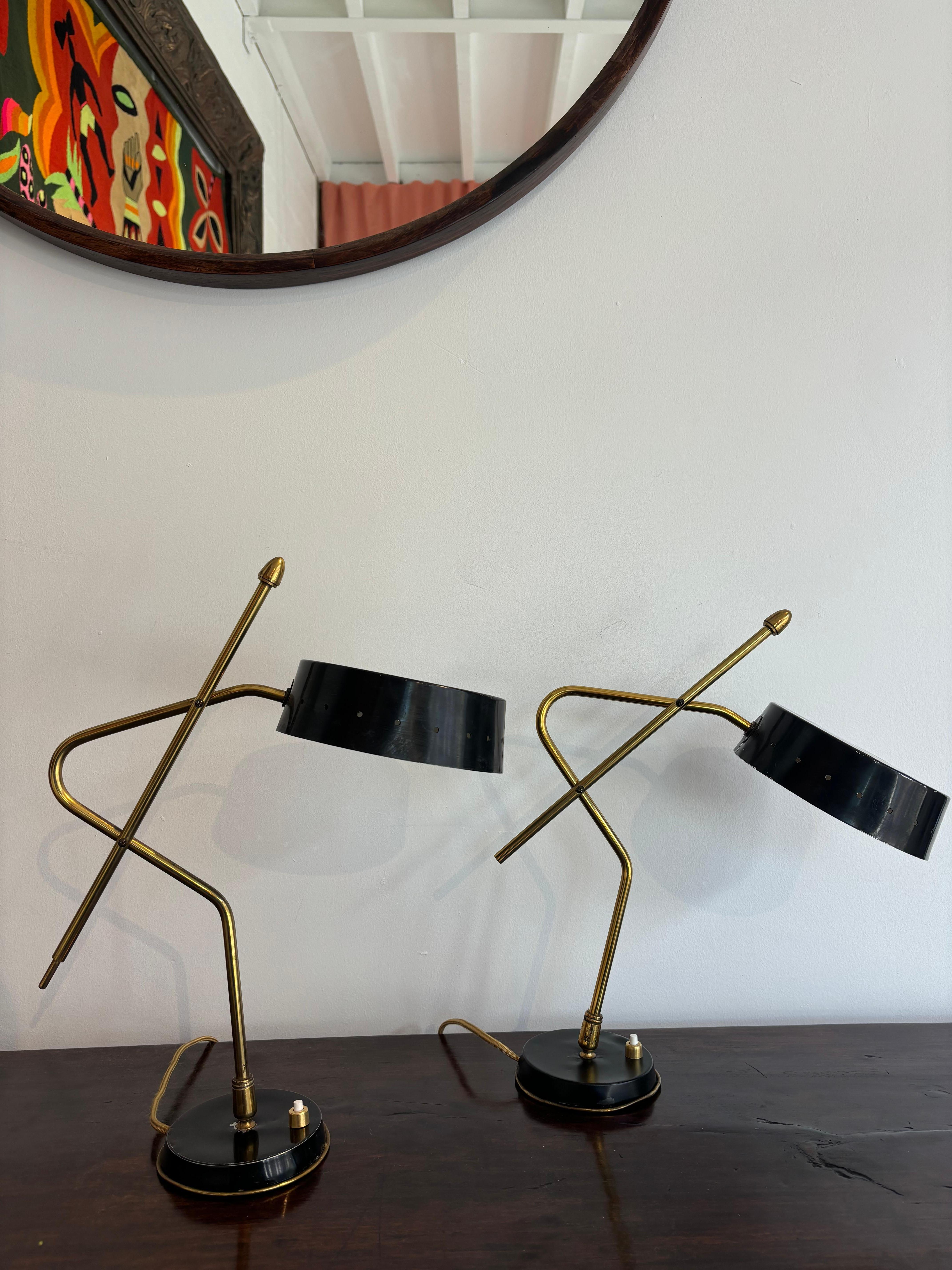 Mid-Century Modern Pair of table lamp attributed to Gilardi and Barzaghi For Sale