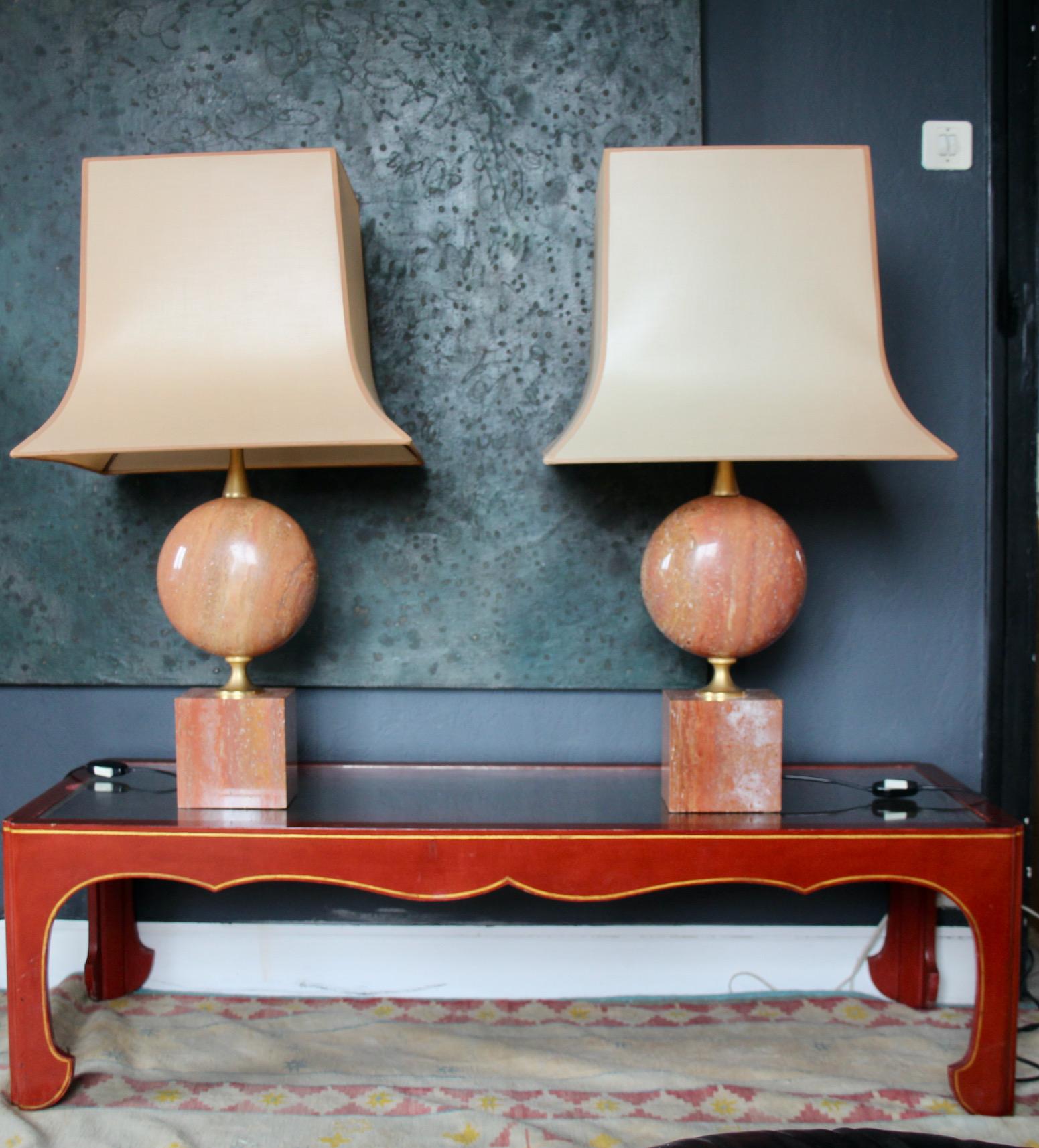 French Pair of table Lamp in Red Travertine by Philippe Barbier For Sale