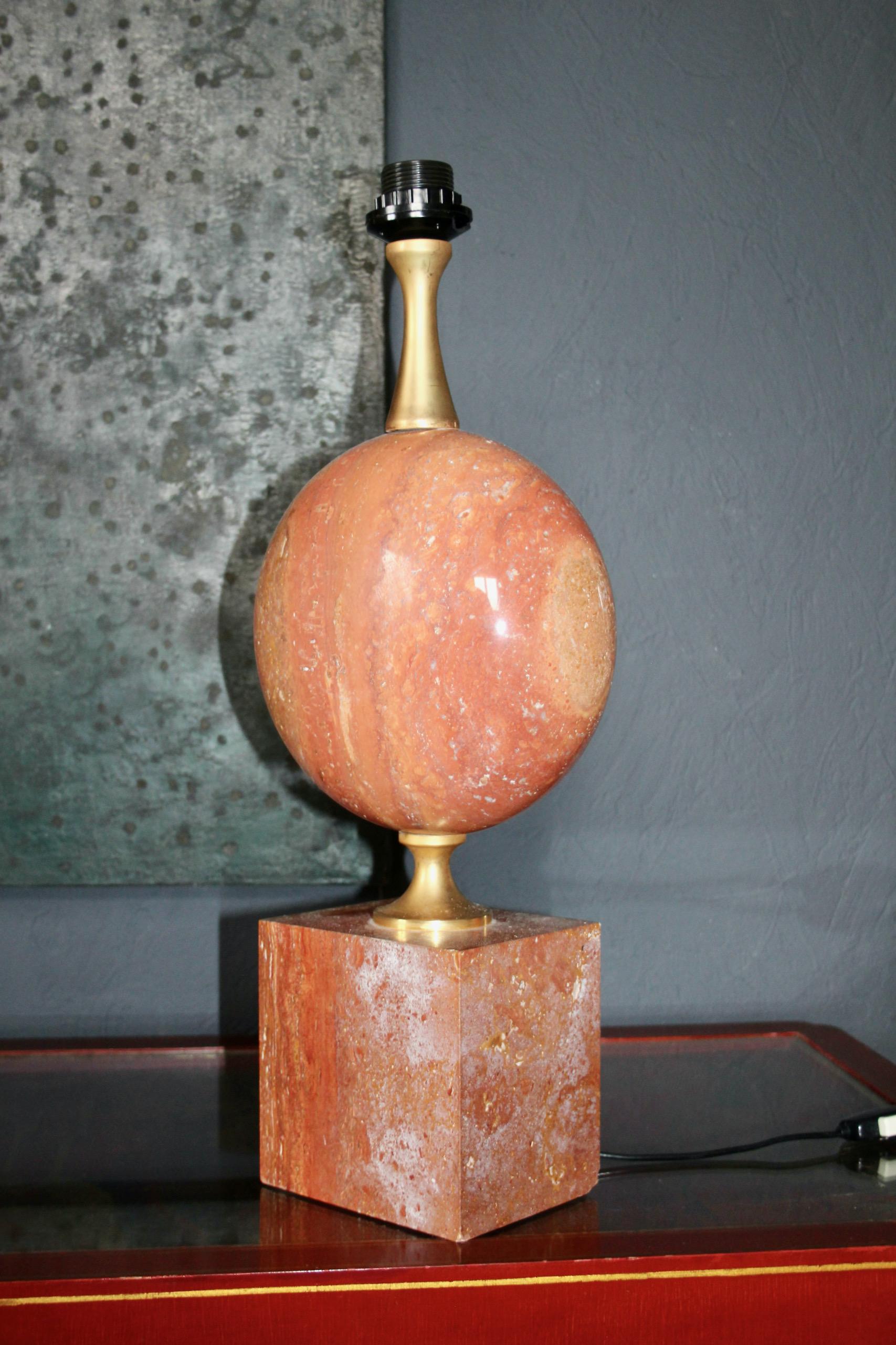Pair of table Lamp in Red Travertine by Philippe Barbier For Sale 4