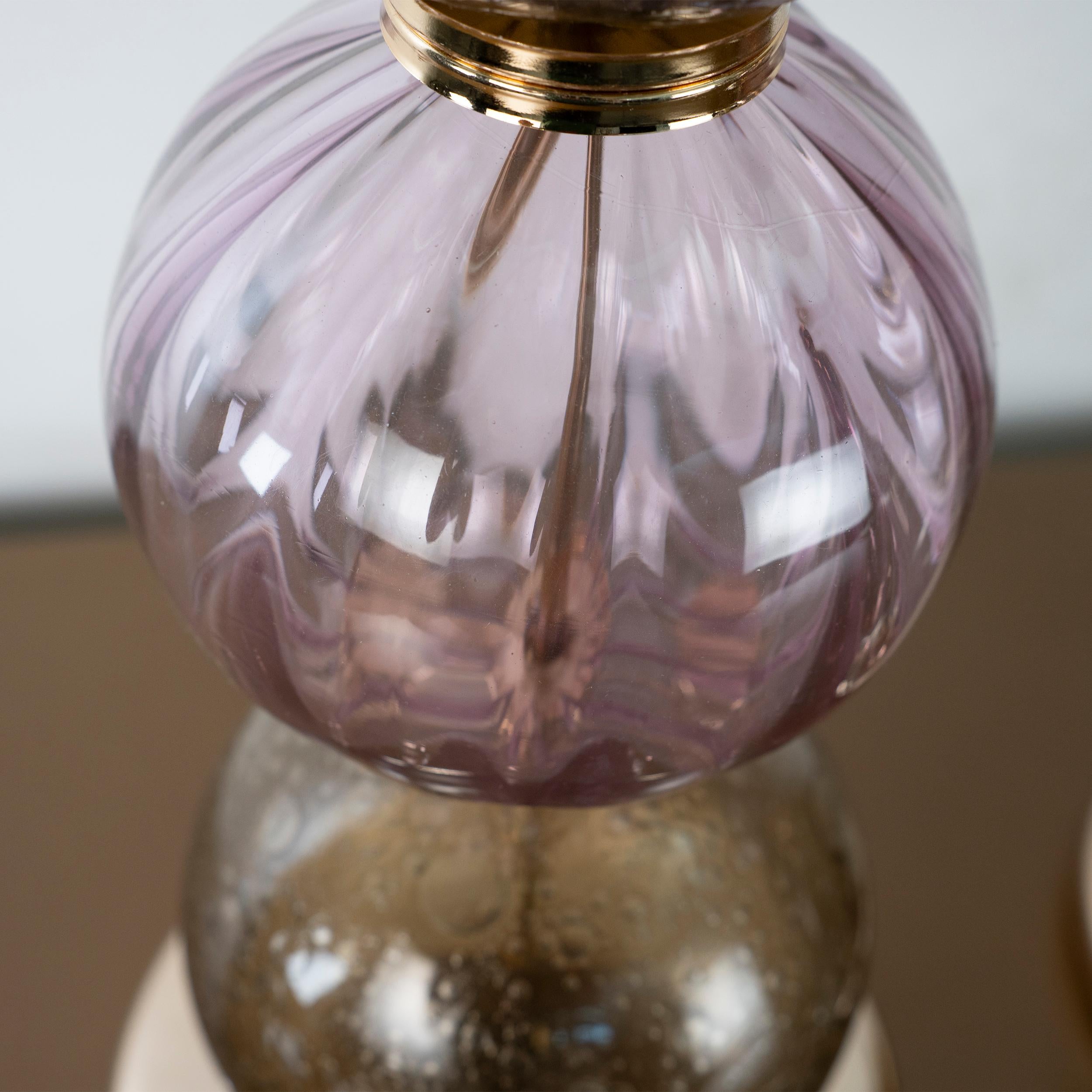 Laiton Paire de lampes de table Ball and Ball Murano Vintage Mazzega Made in Italy en stock en vente