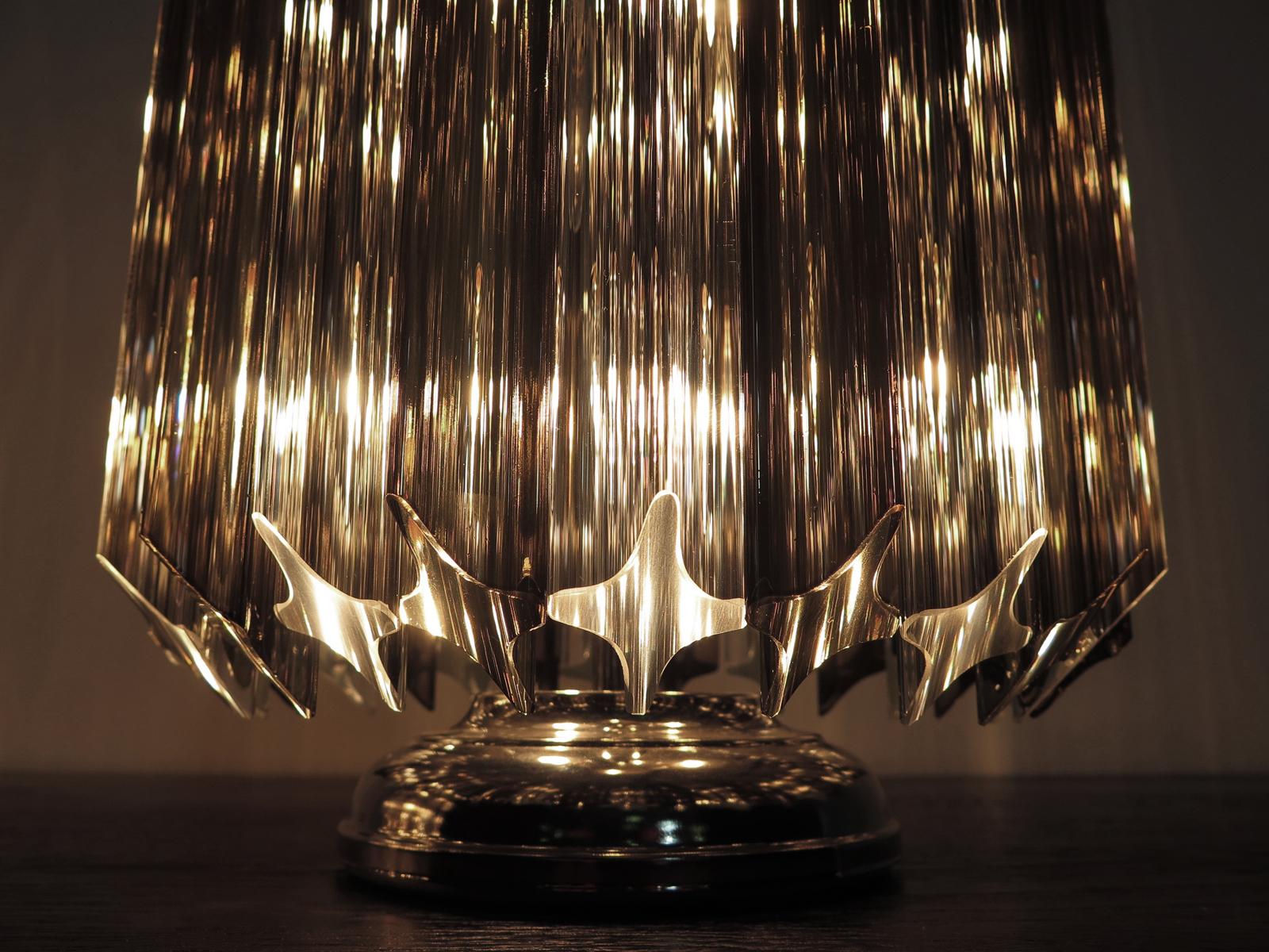 Paar Tischlampen:: 24 transparente und geräucherte Quadriedri:: Murano:: 1990er Jahre im Angebot 9
