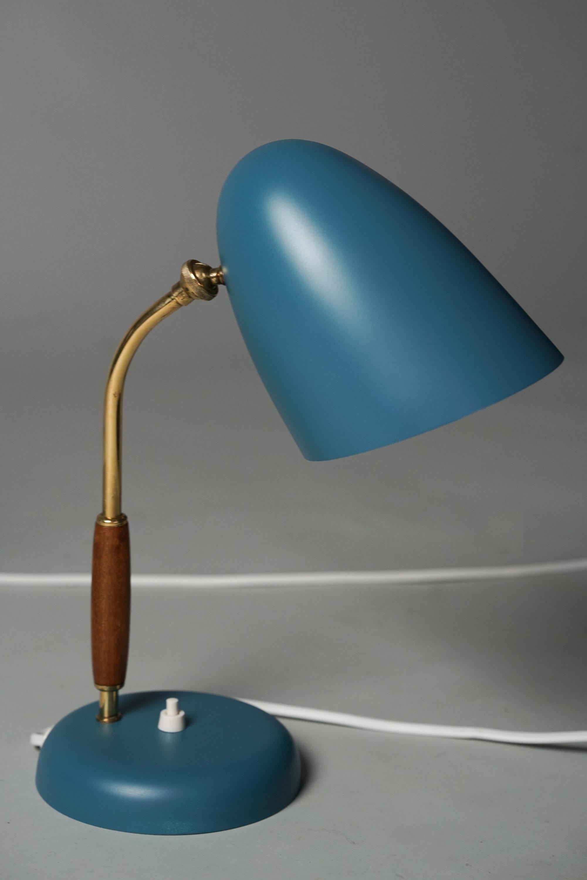 Scandinavian Modern Pair of Table Lamps, Attributed to Lisa Johansson-Pape, Oy Stockmann AB, 1950s For Sale