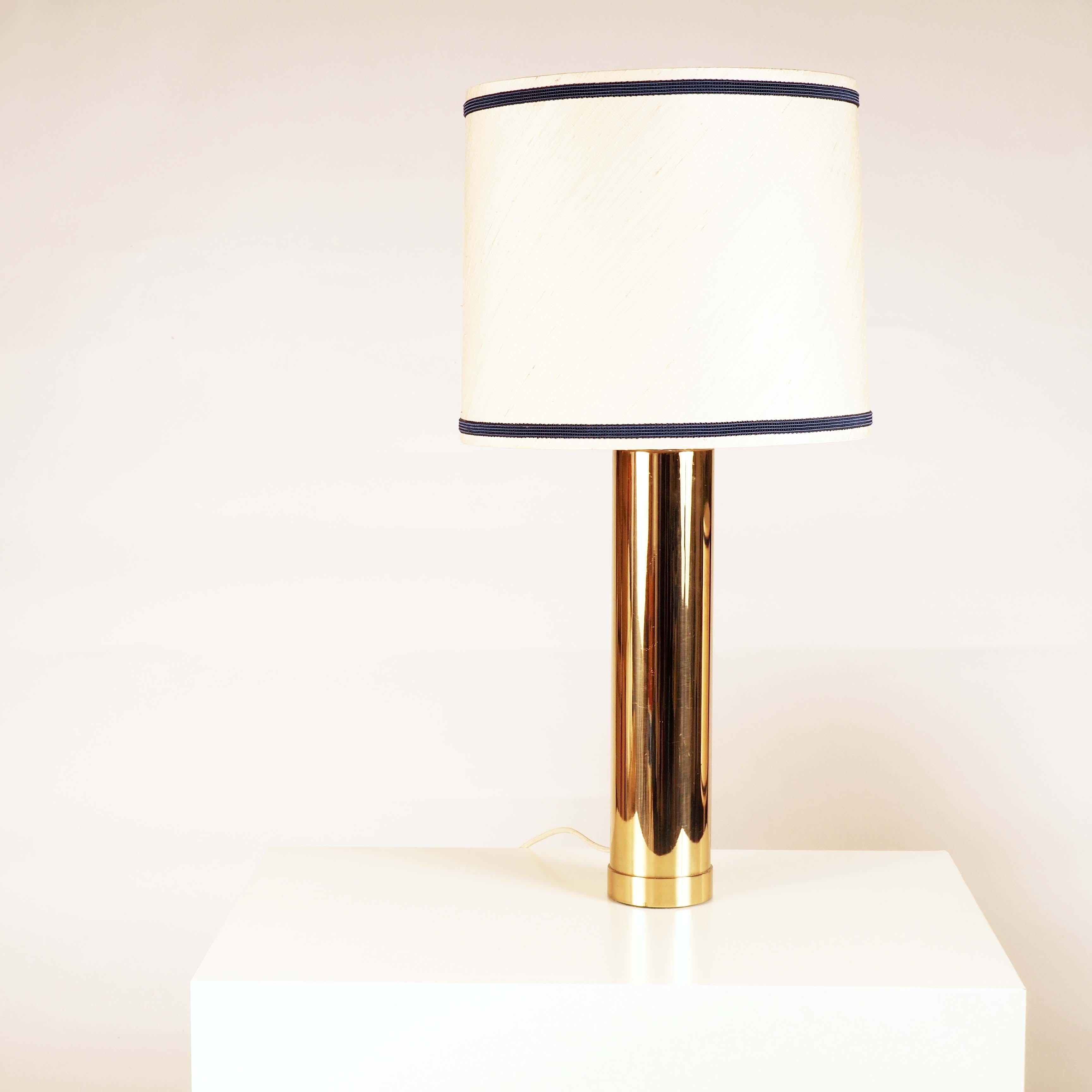 Swedish Pair of Table Lamps B-10 in Brass by Bergboms, Sweden For Sale