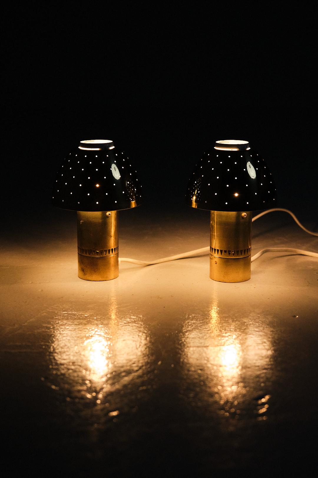 Scandinave moderne Paire de lampes de table B221 de Hans-Agne Jakobsson, Suède, 1970 en vente