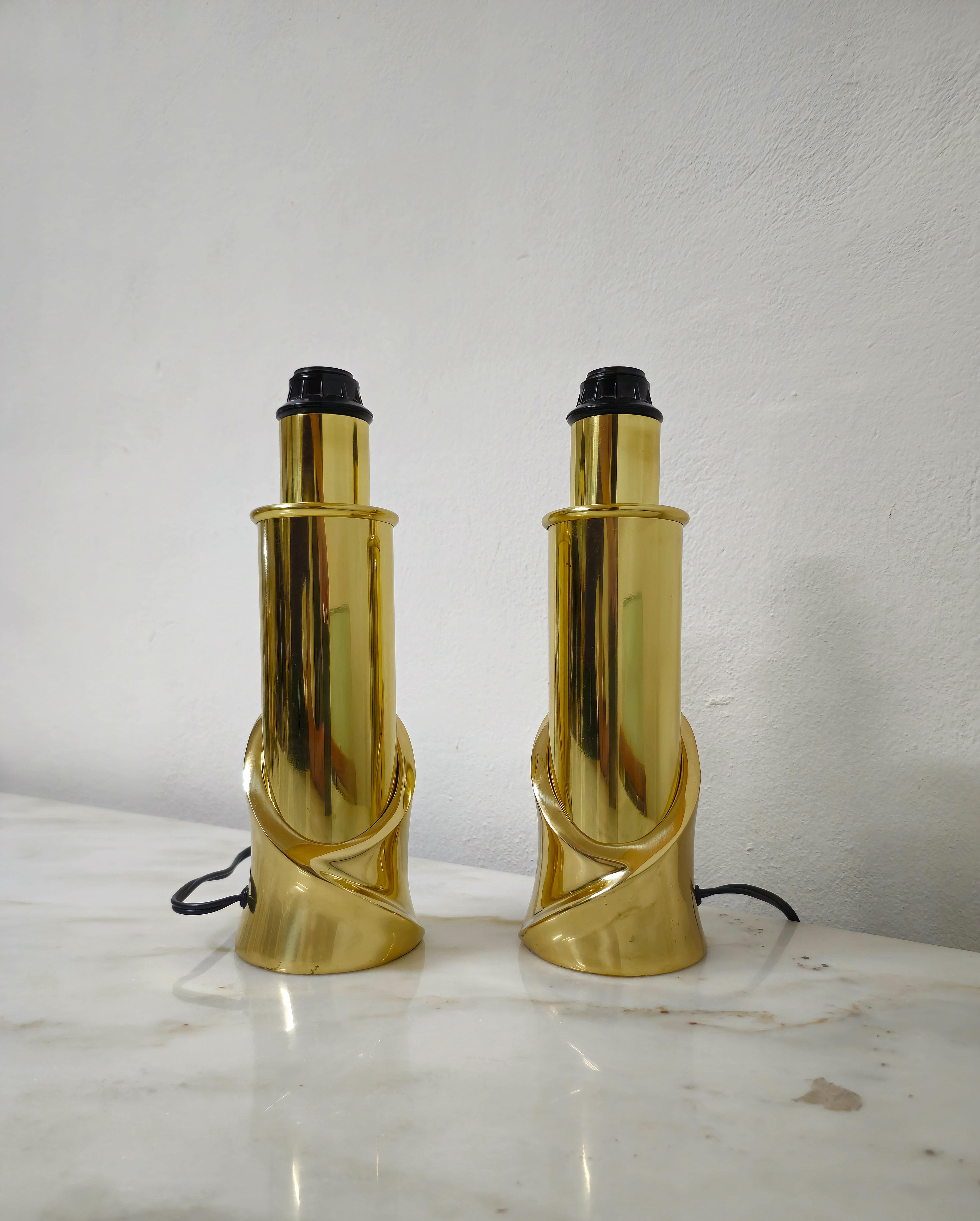Pair of Table Lamps Bedside Lamps Brass Luciano Frigerio Italian Design 1970s  For Sale 3