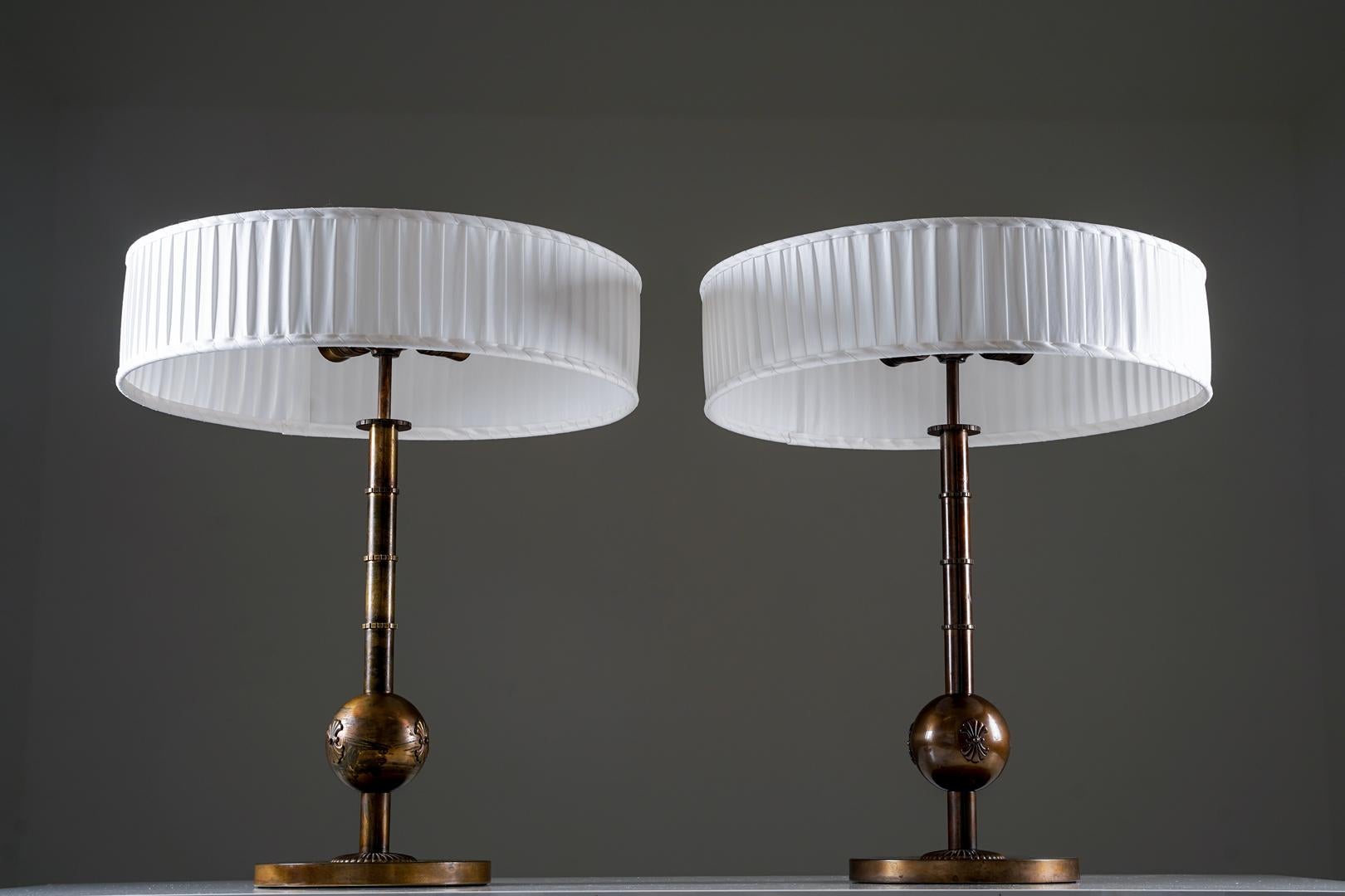 Pareja de lámparas de mesa de Böhlmarks, Suecia, años 30 Sueco en venta