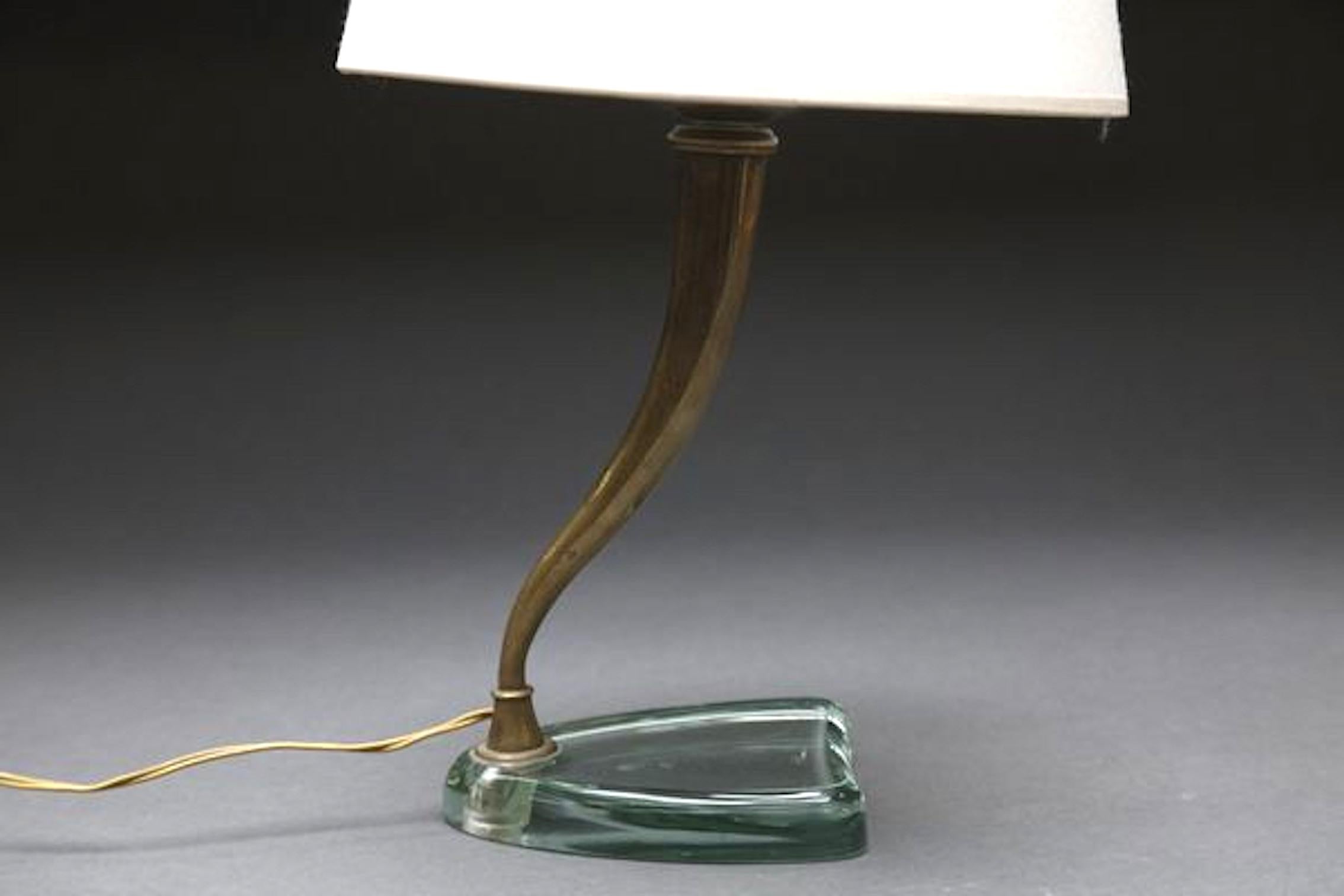 Paire de lampes de bureau Emilio Lancia, cristal et laiton, Italie, années 1930 Bon état - En vente à Argelato, BO