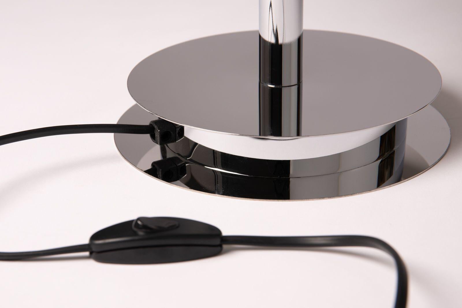 Pareja de lámparas de mesa de Fontana Arte Latón en venta
