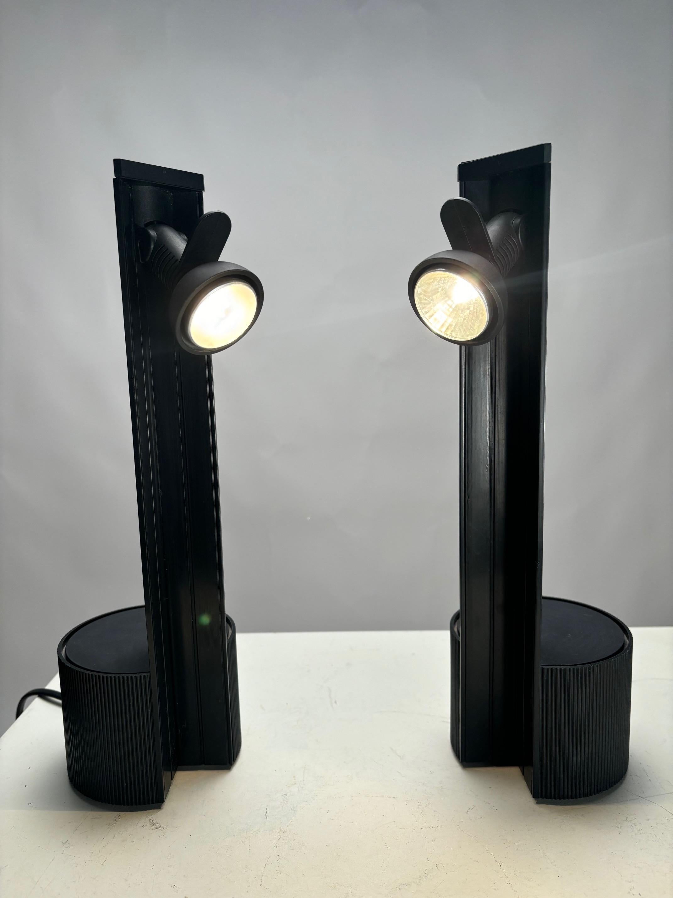 italien Paire de lampes de table par Franco Albini pour Sirrah, modèle Colibrì, Italie en vente