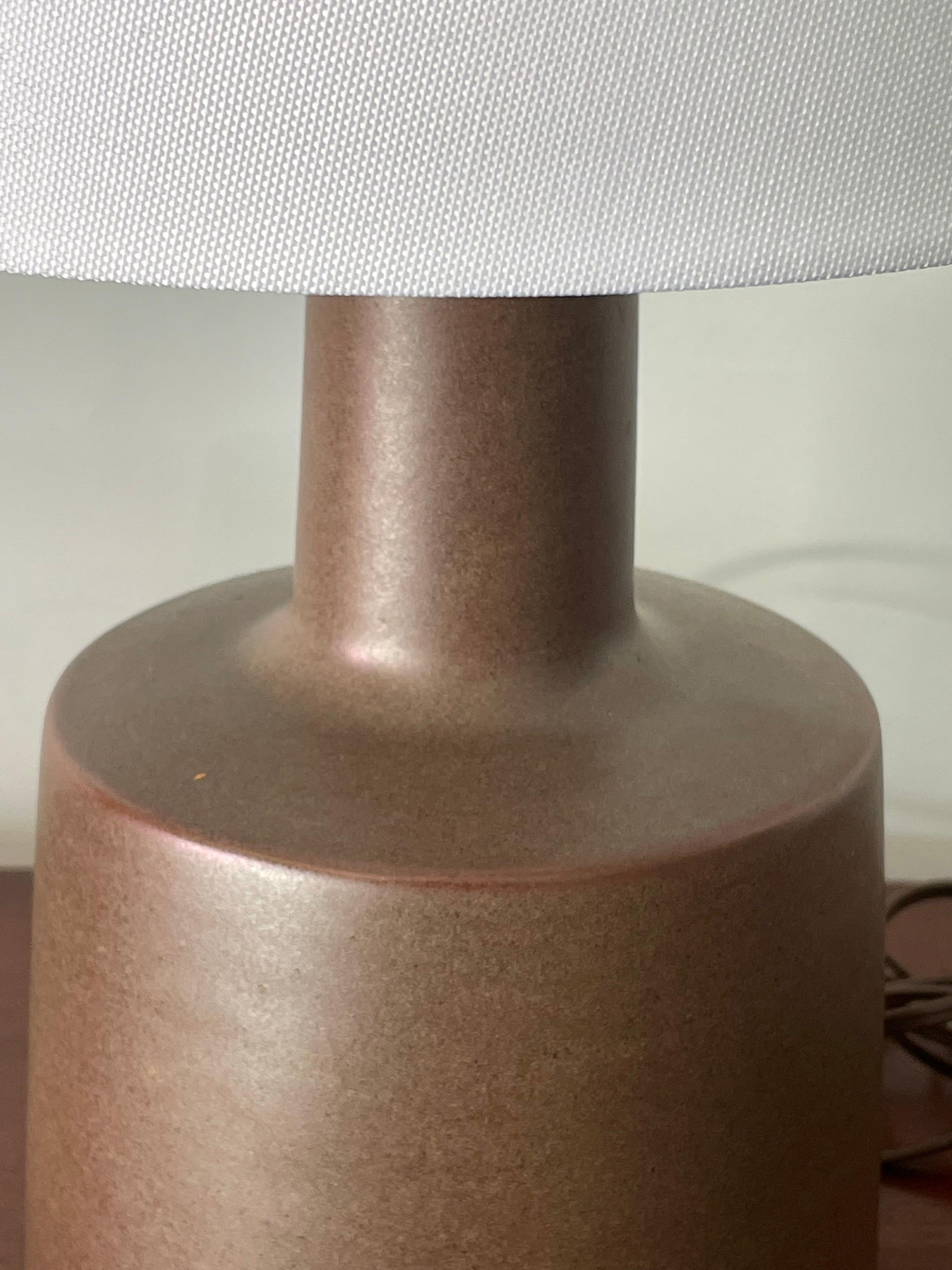 Mid-Century Modern Pair of Table Lamps by Jane and Gordon Martz, Ceramic