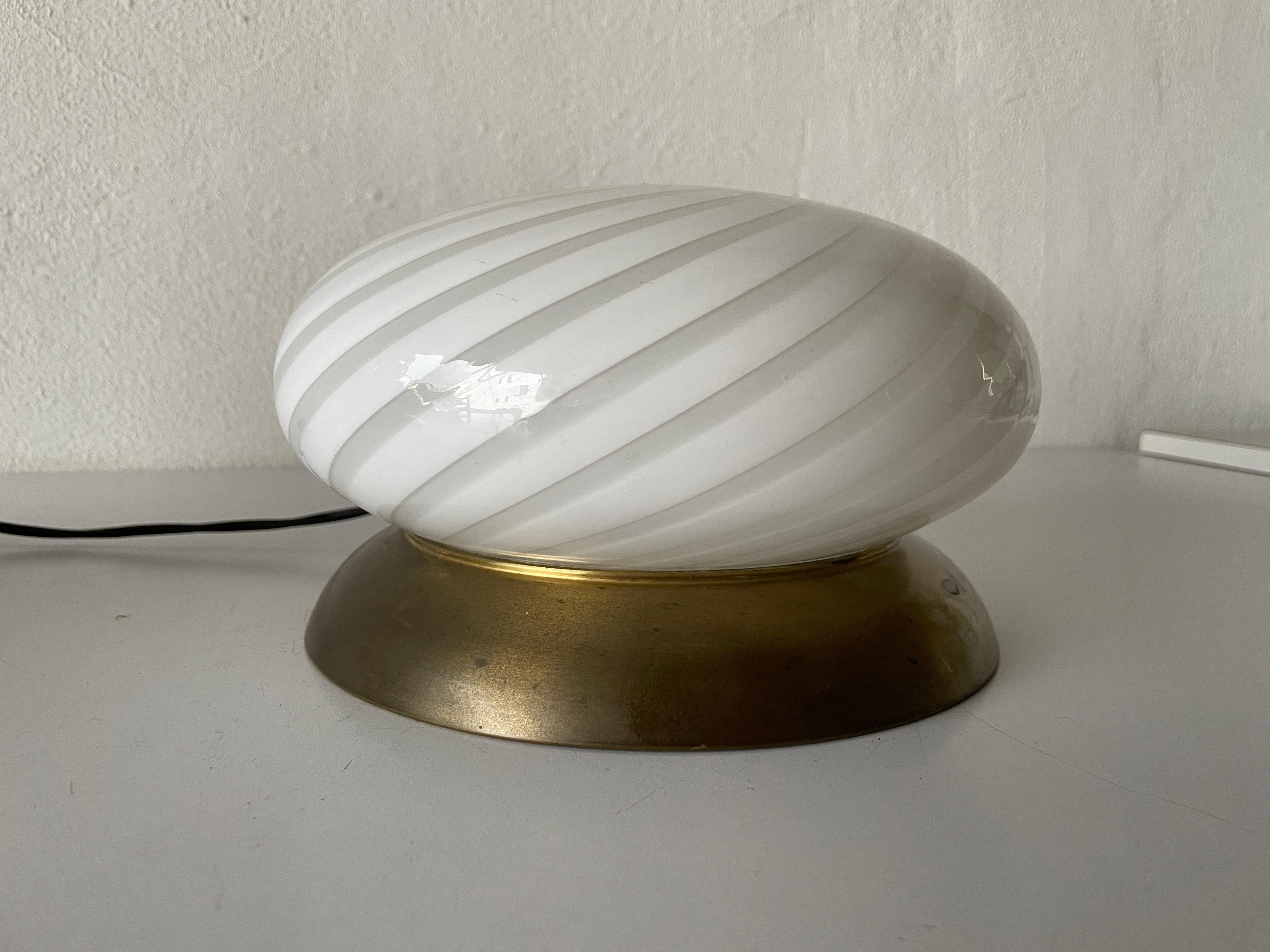 Coppia di lampade da tavolo di Milano-Industria Lampadari Lamter, anni '50, Italia In condizioni ottime in vendita a Hagenbach, DE
