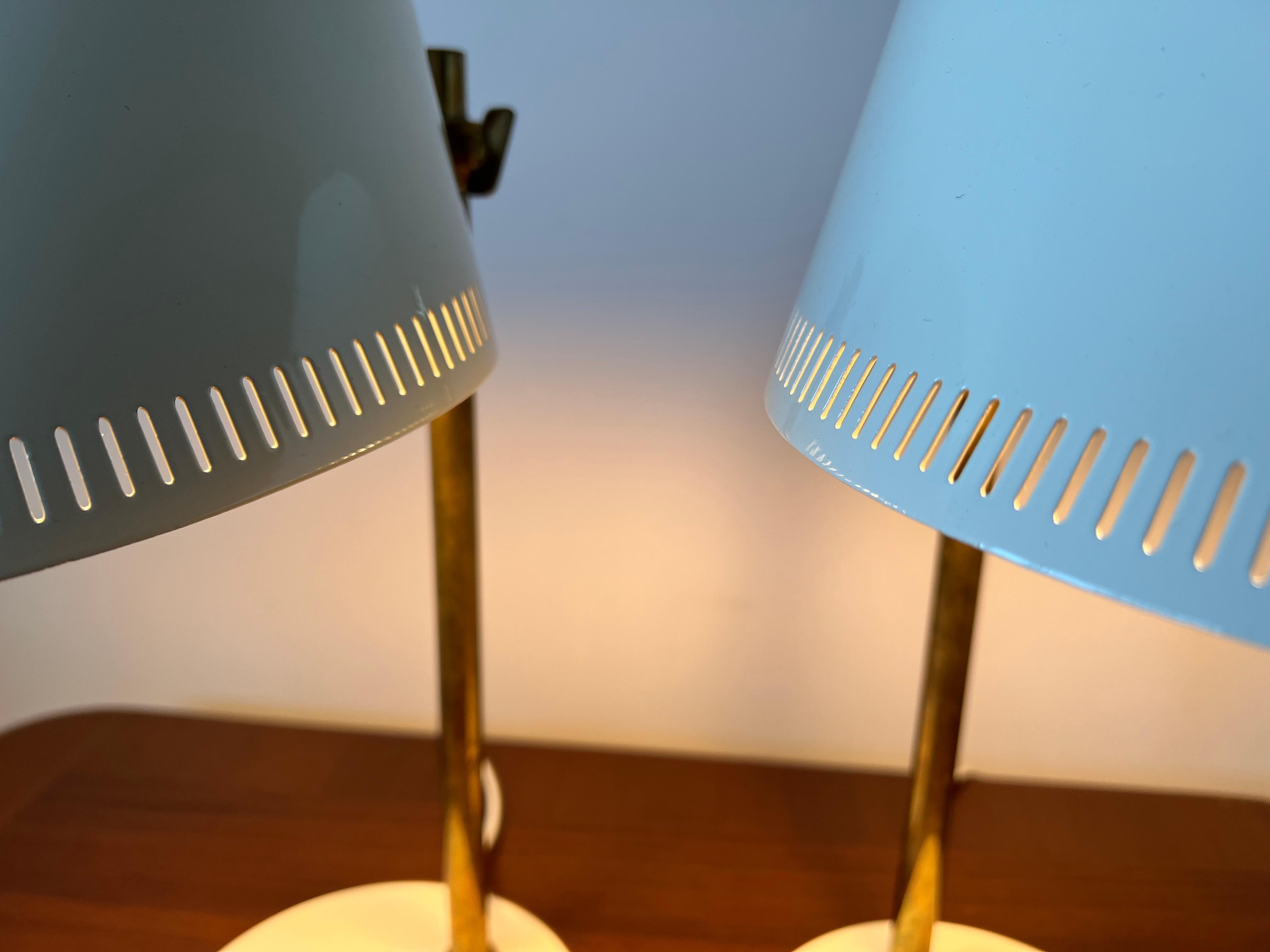 Américain Paire de lampes de table par Paavo Tynell, modèle 9227 en vente