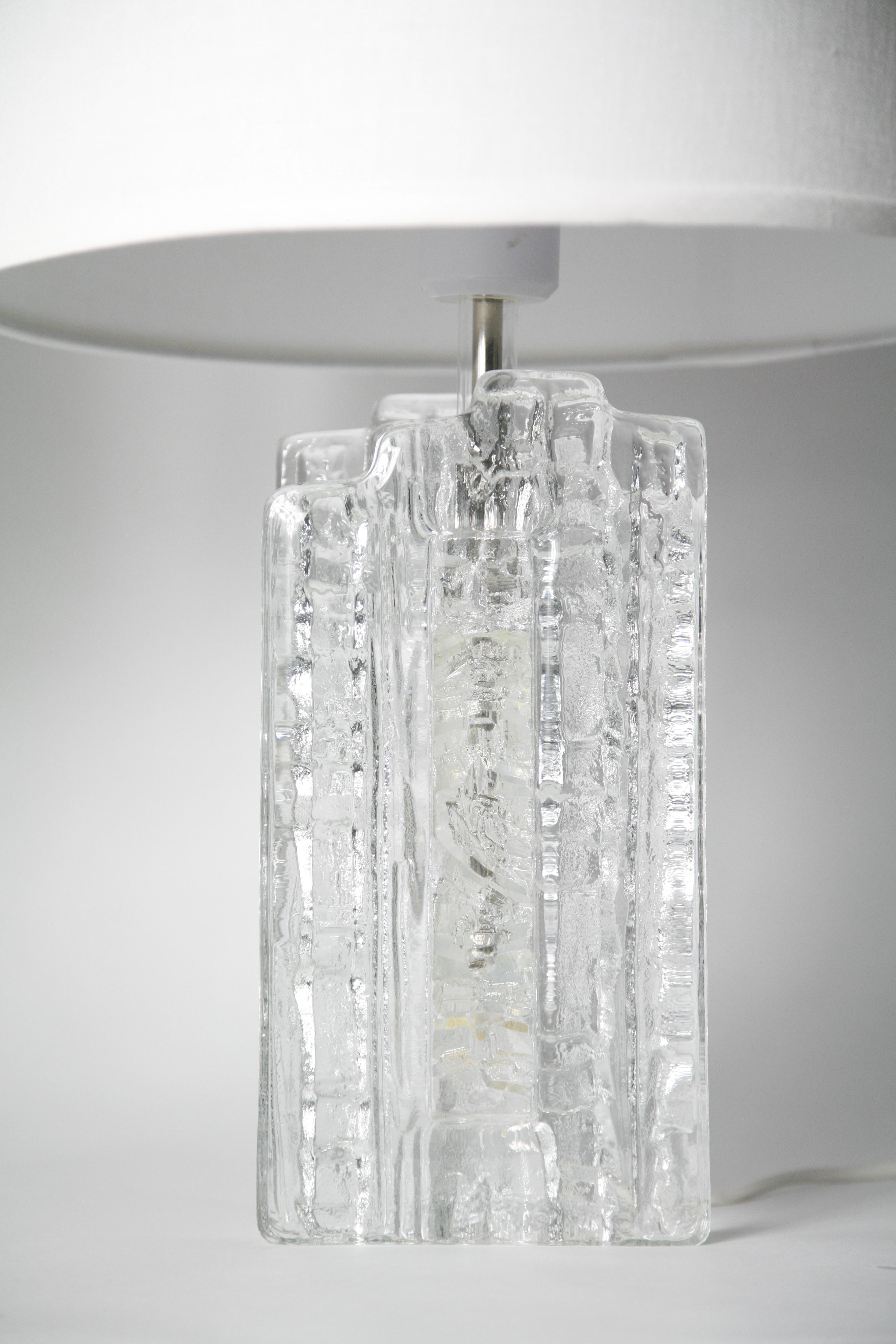 Pair of crystal glass Table Lamps by Pukeberg, Sweden, 1970 In Good Condition For Sale In Bronx, NY