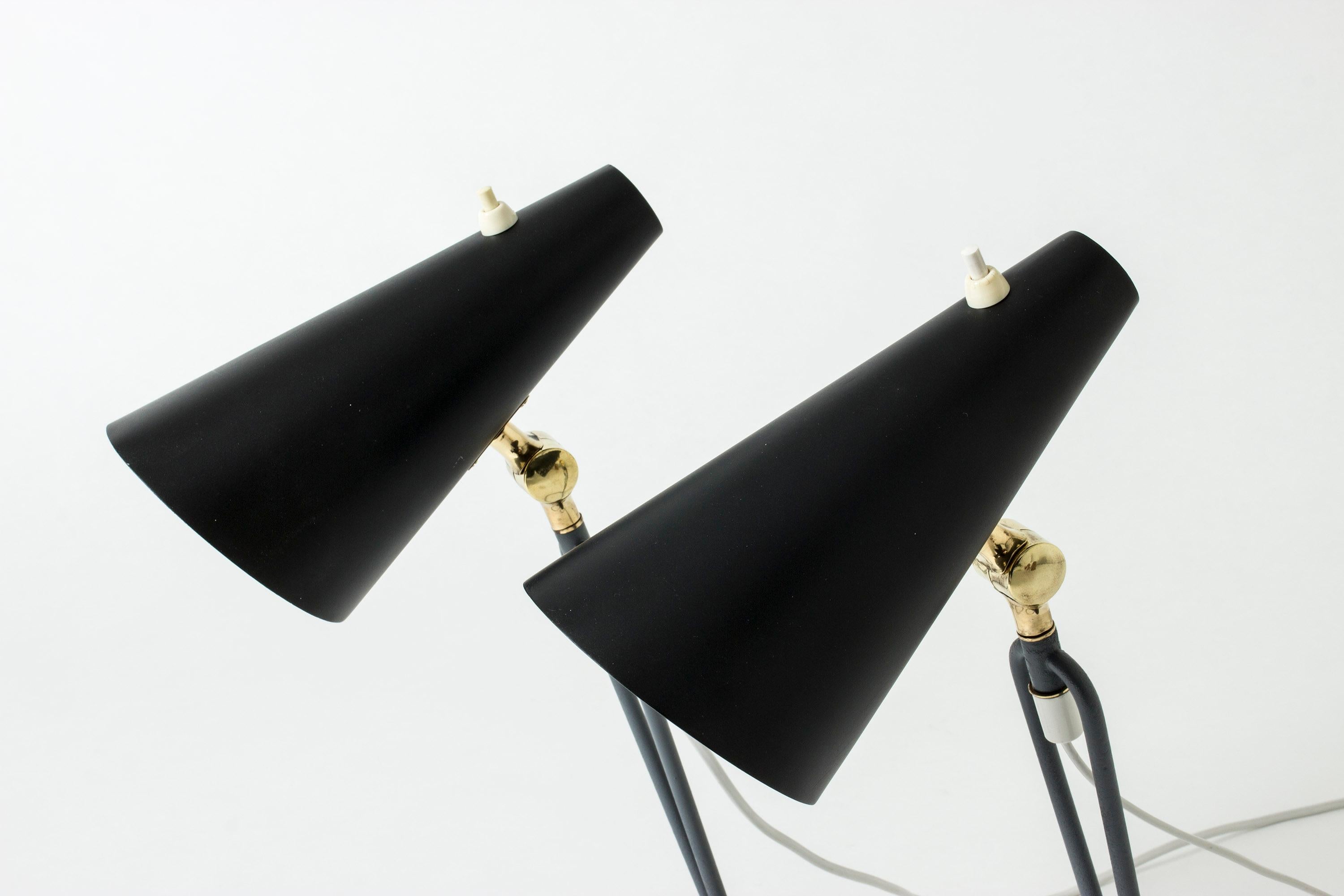 Tischlampen, entworfen von Bertil Brisborg für Nordiska Kompaniet, Schweden, Paar (Metall) im Angebot