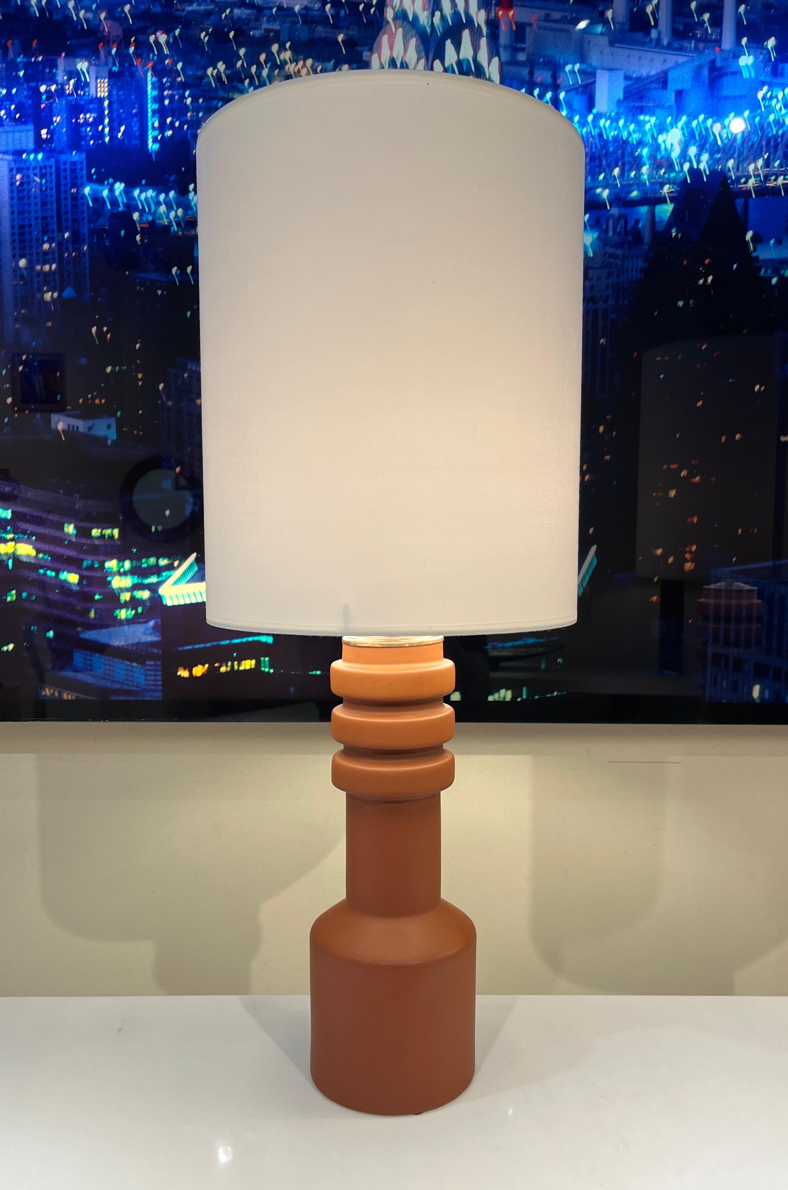 Pair of table lamps in brown (terra cotta) enameled ceramic, France circa 1980’s