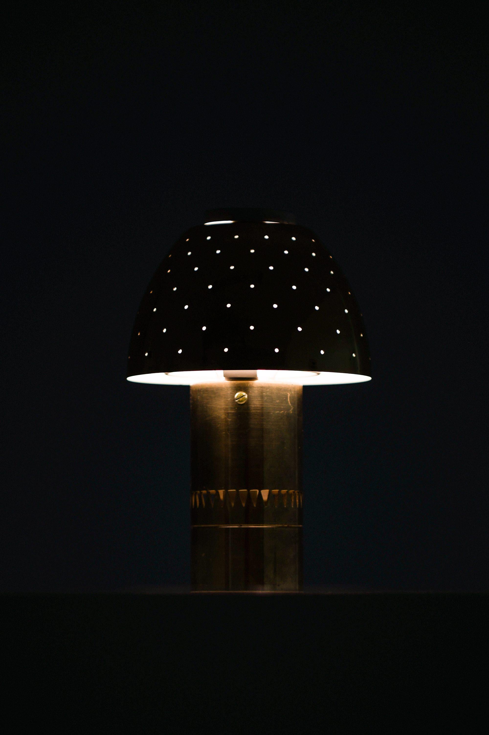 Suédois Pair of Table Lamps in Brass by Hans-Agne Jakobsson, 1964 en vente