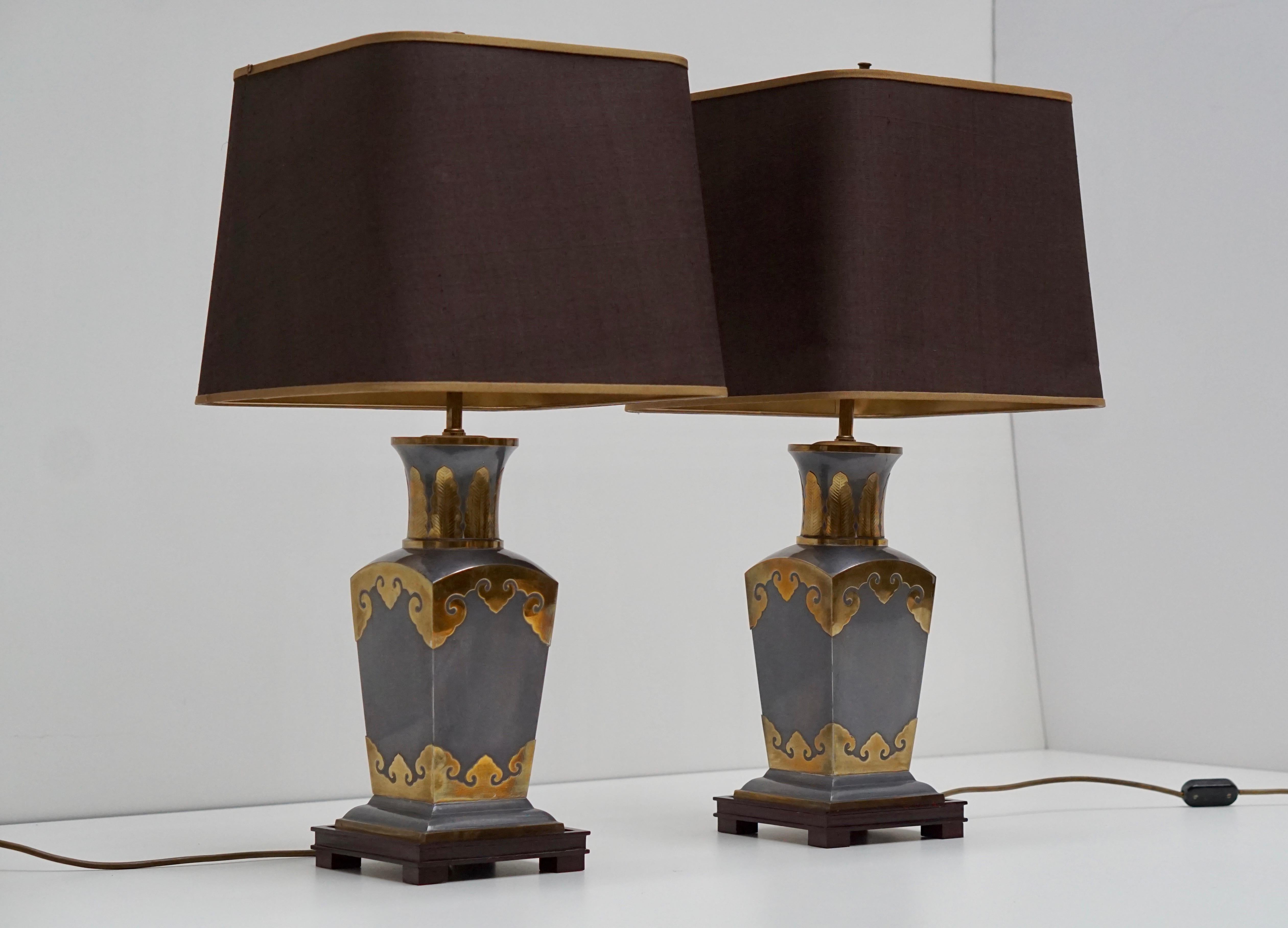 Hollywood Regency Pair of Table Lamps in Brass, Handmade in Italy For Sale