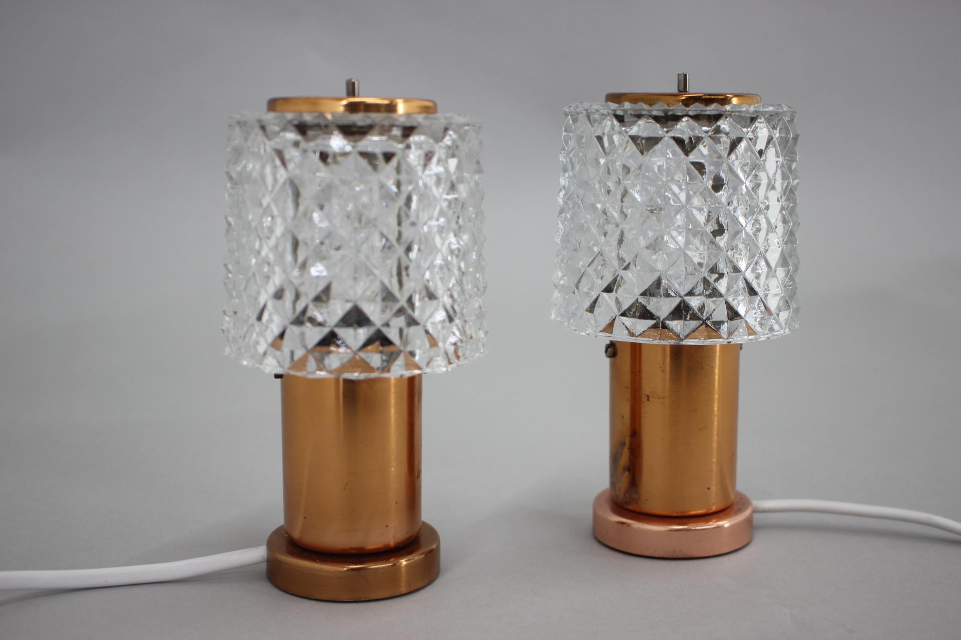 Pair of Table Lamps in Copper by Kamenicky Senov, Czechoslovakia In Good Condition For Sale In Praha, CZ
