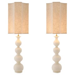 Pair of Table Lamps in Crackled White Ceramic and Patinated Brass.
