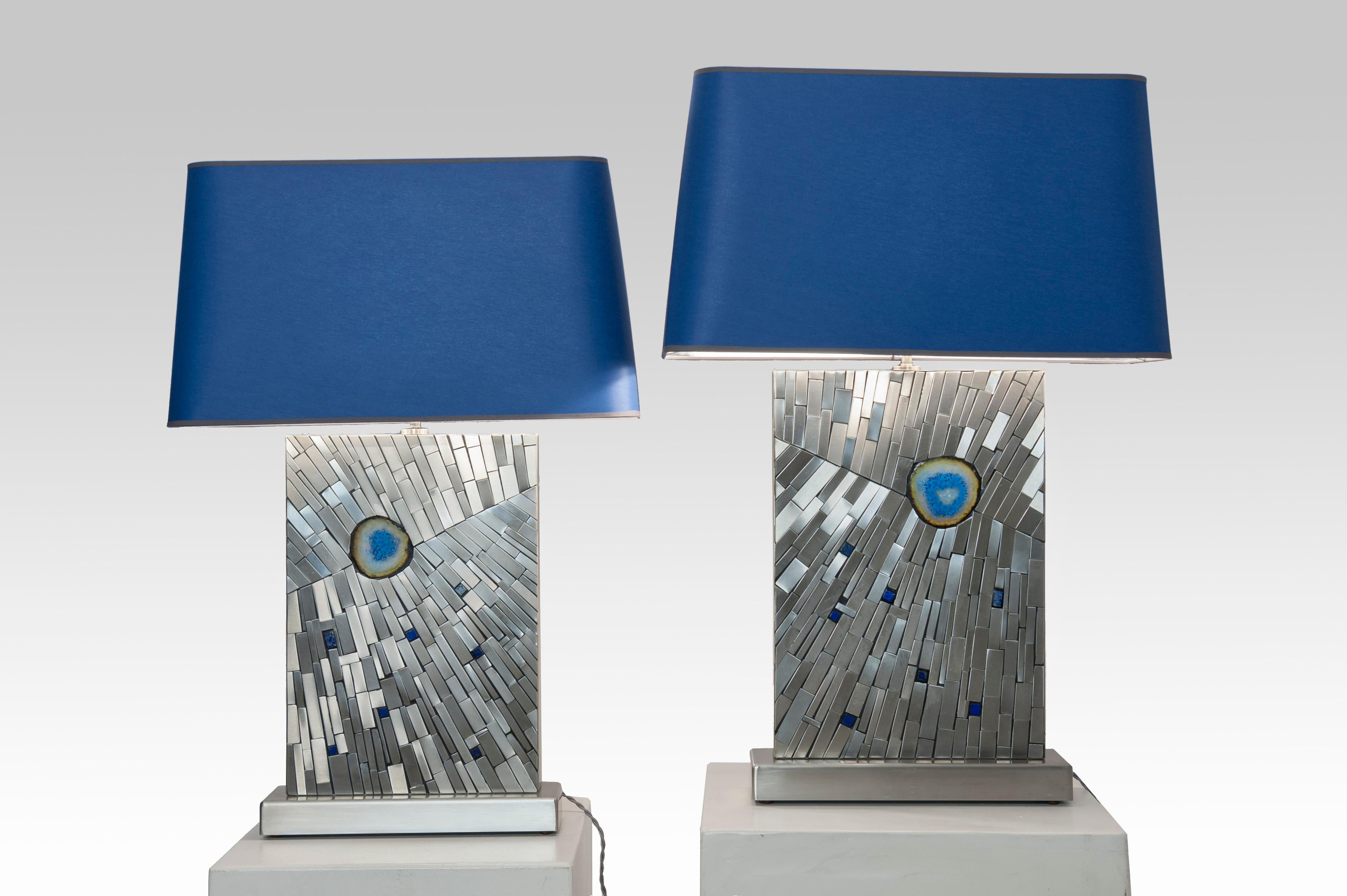Belgian Pair of Table Lamps in Mosaic Stainless Steel and Agates by Stan Usel For Sale