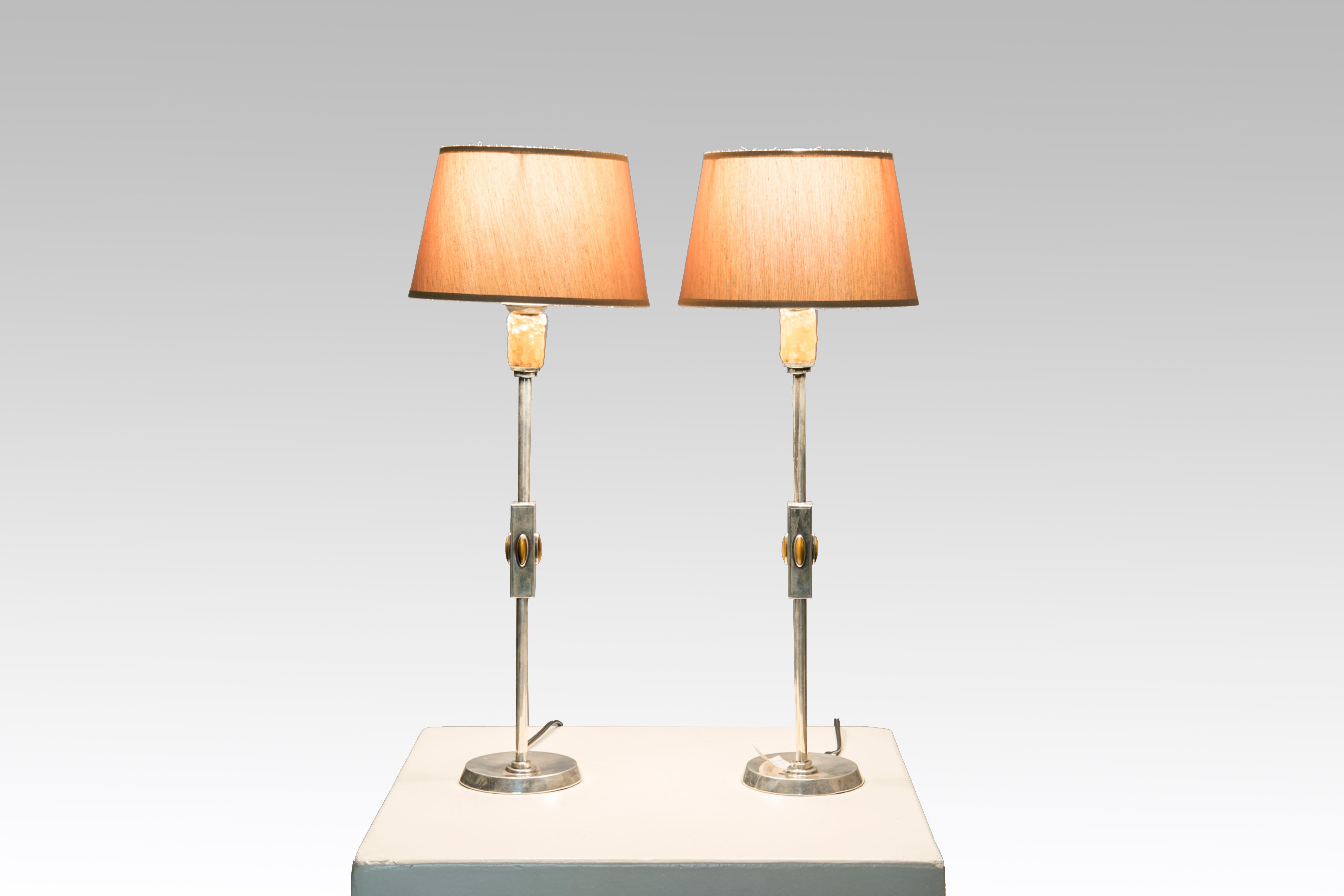 Pair of table lamps in silver and tiger eyes gemstone from the 1960s, Barcelona stamp silver. New rewired and shapes. In perfect conditions.