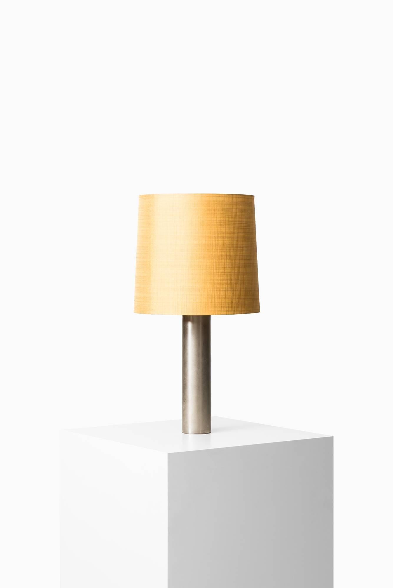 Scandinavian Modern Pair of Table Lamps in Steel Produced in Sweden For Sale