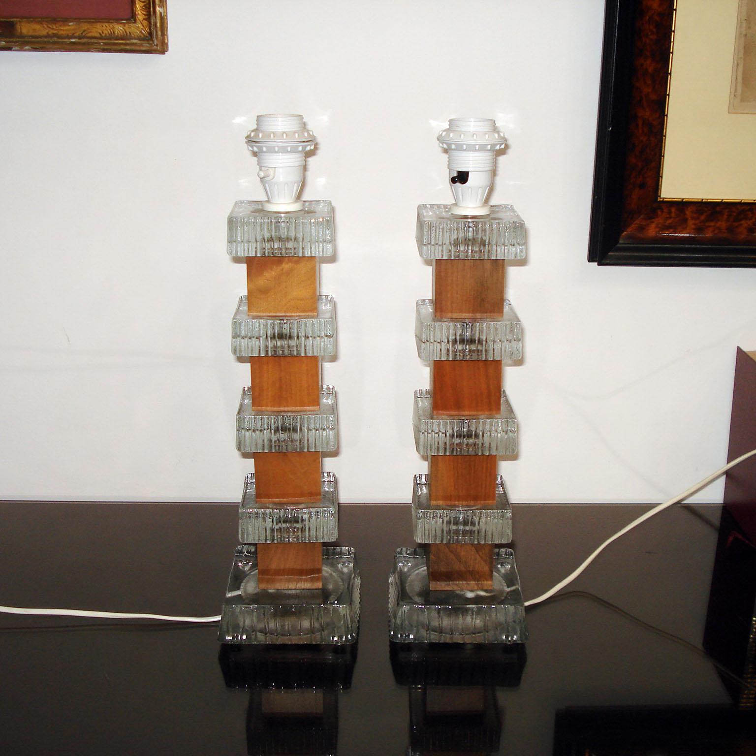 Paar Tischlampen aus Teakholz und Glas von Ateljé Glas & Trä, Hovmantorp, 1960er Jahre im Zustand „Gut“ im Angebot in Bochum, NRW
