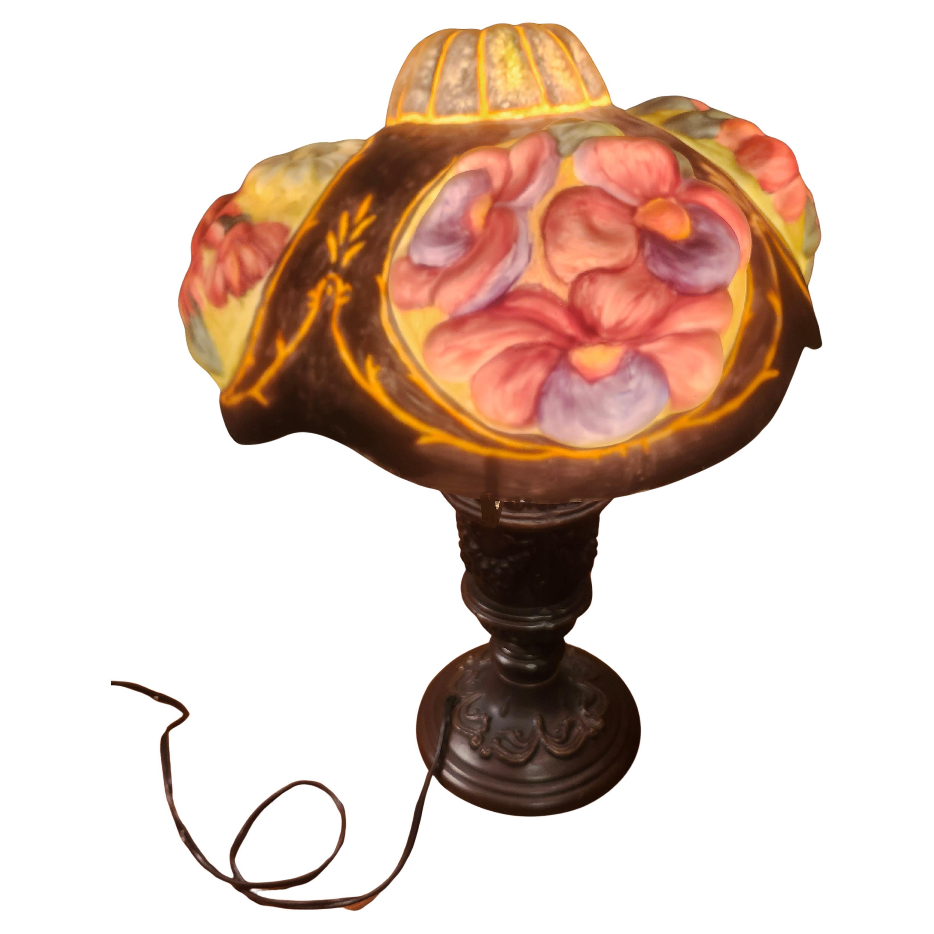 Arts and Crafts Paire de lampes de table dans le style Pairpoint Puffy en vente