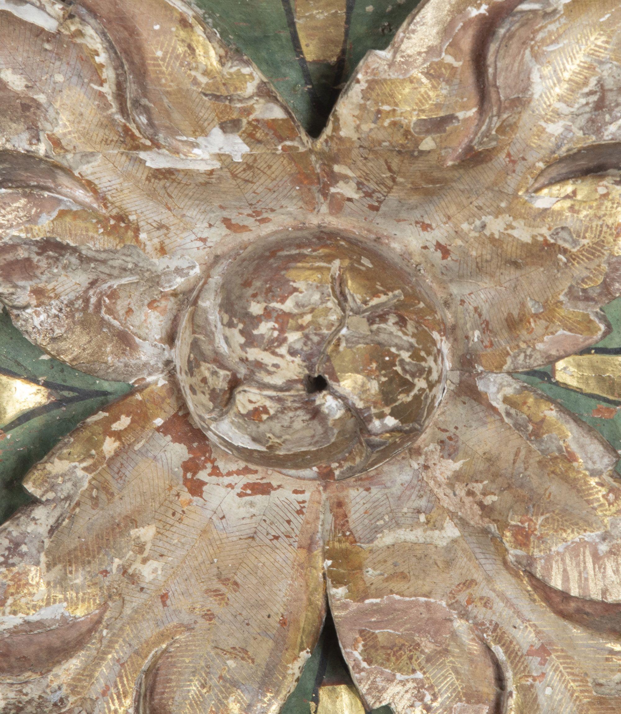 Pair of Table Lamps made from 17th Century Carved Wooden Fragments en Bueno estado para la venta en Tetbury, Gloucestershire