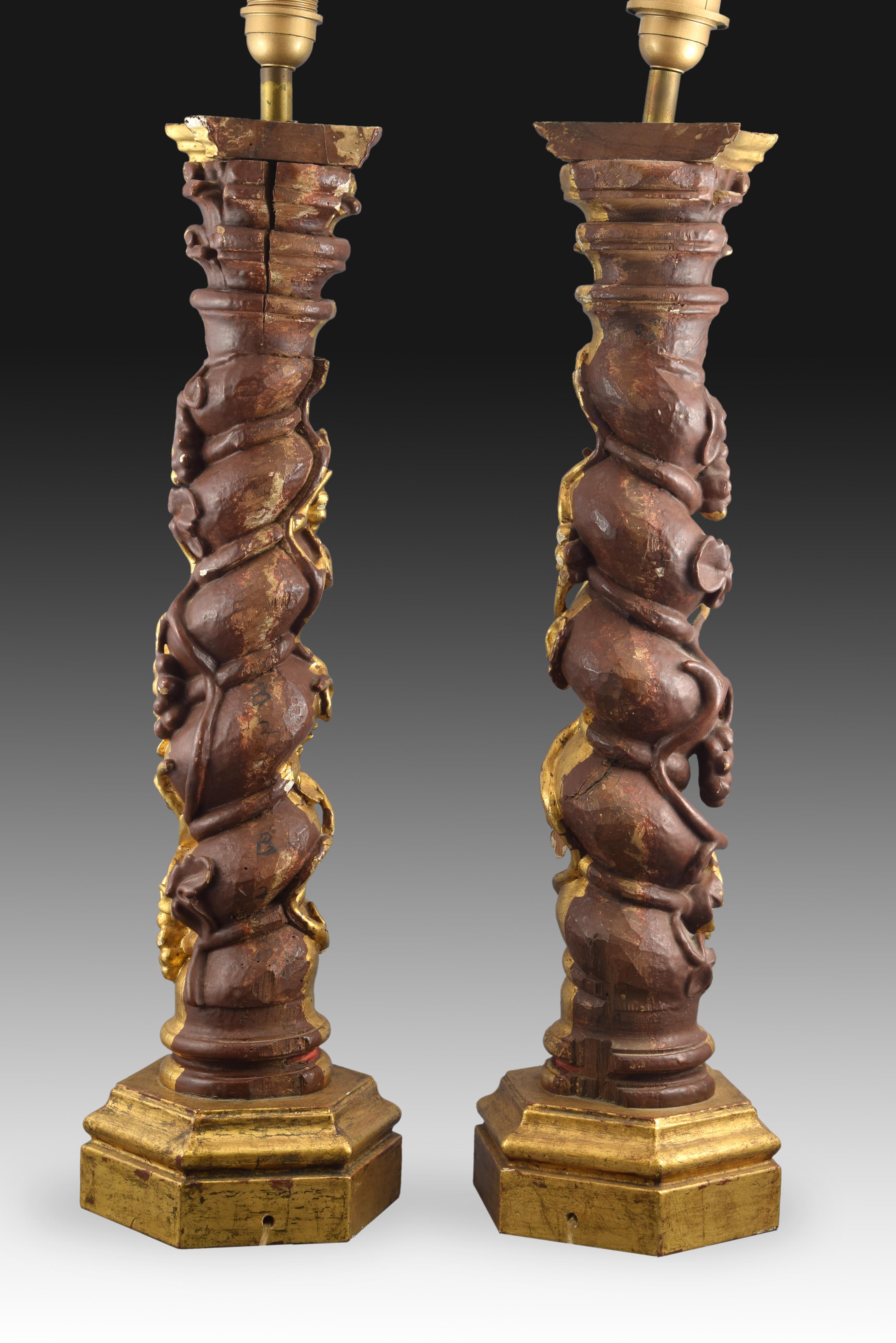 Pair of Table Lamps Made of Solomonic Columns, Wood and Metal, Late 17th Century 1