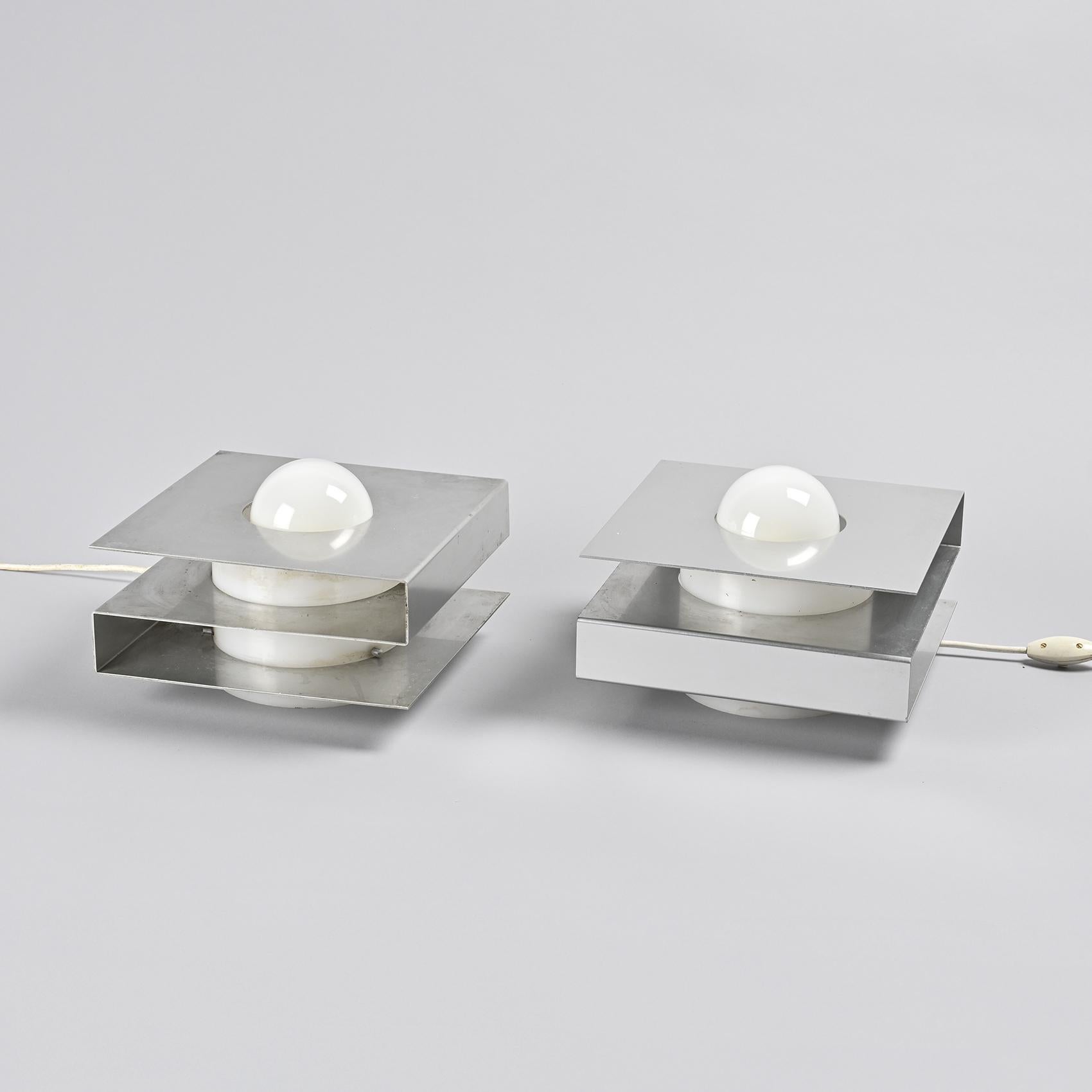 Pair of table lamps model 1036 by Guy Bertrand, Disderot circa 1969 Bon état - En vente à VILLEURBANNE, FR