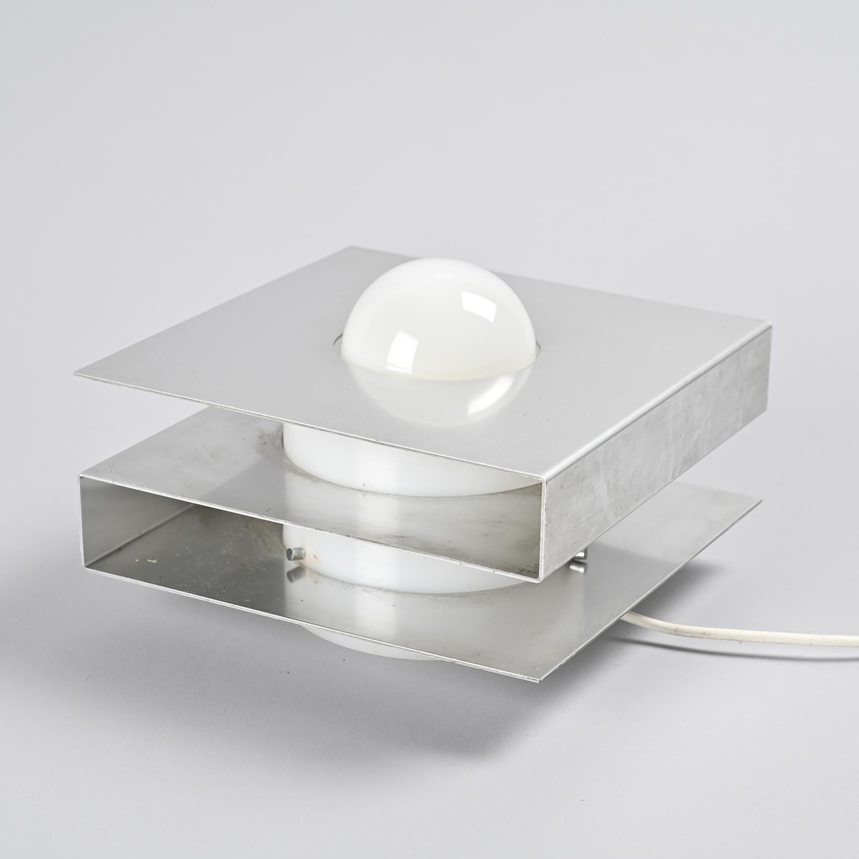 Pair of table lamps model 1036 by Guy Bertrand, Disderot circa 1969 en vente 1