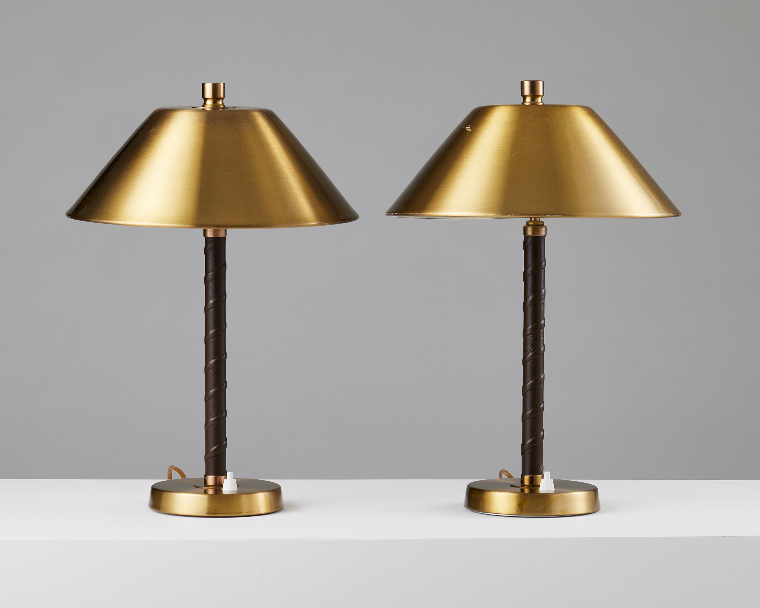 Mid-Century Modern Pair of Table Lamps Model 5014 Designed by Einar Bäckström, Sweden, 1940s