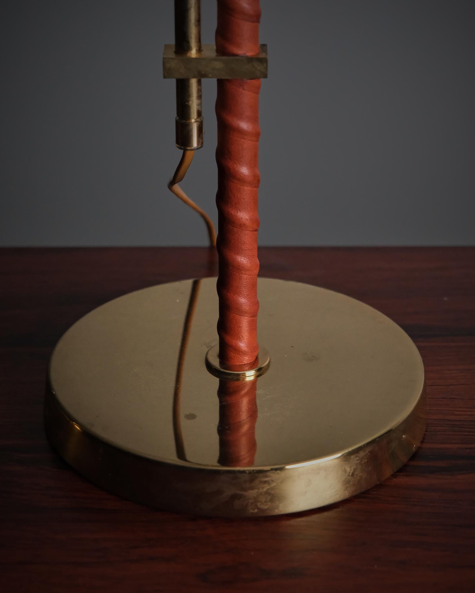 Pair of table lamps model B-131, Anonymous, Sweden, 1960s Bon état - En vente à Eskilstuna, SE