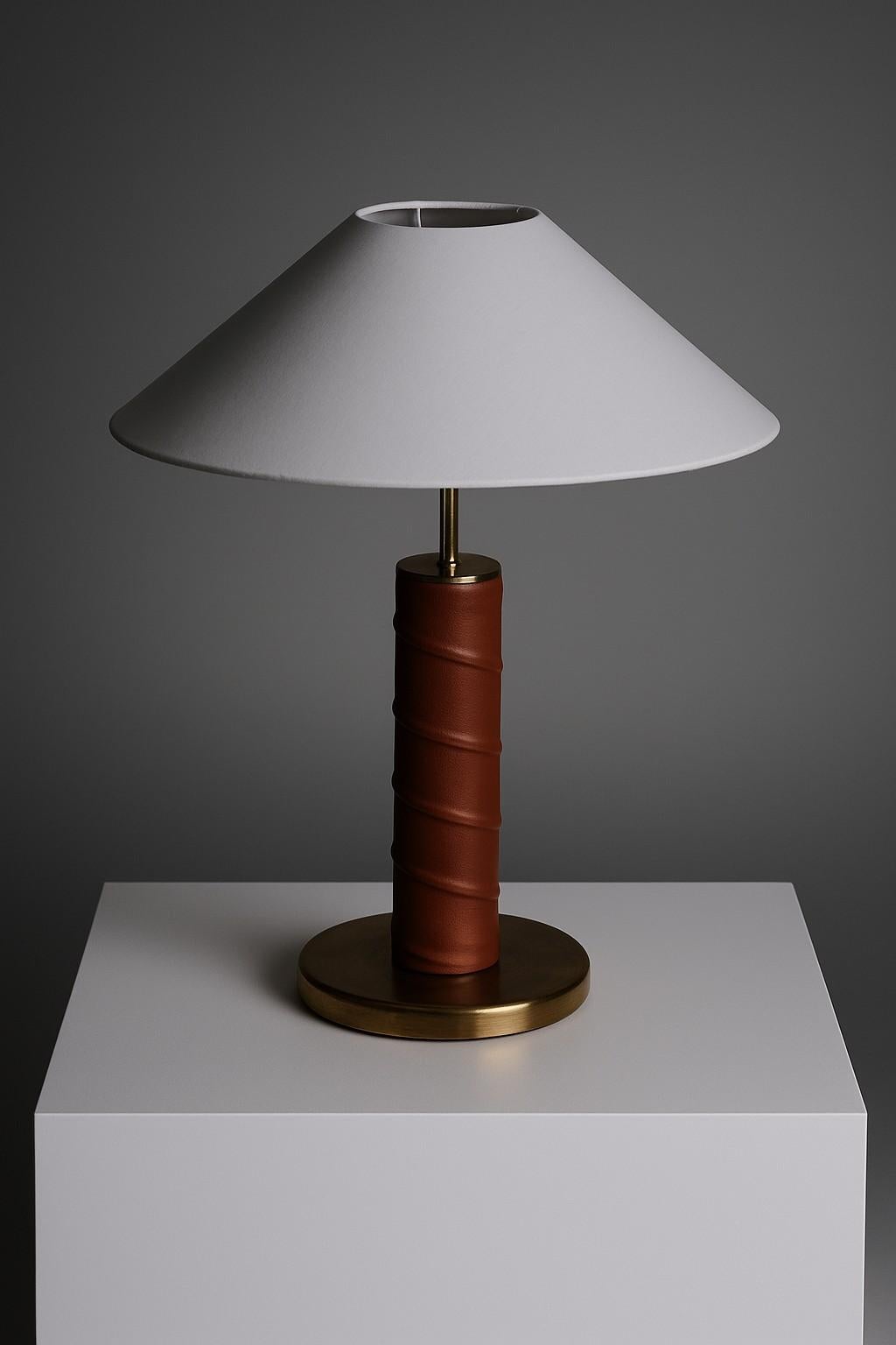 Scandinave moderne Paire de lampes de table Model No No 700, Anonyme, Suède, années 1950 en vente