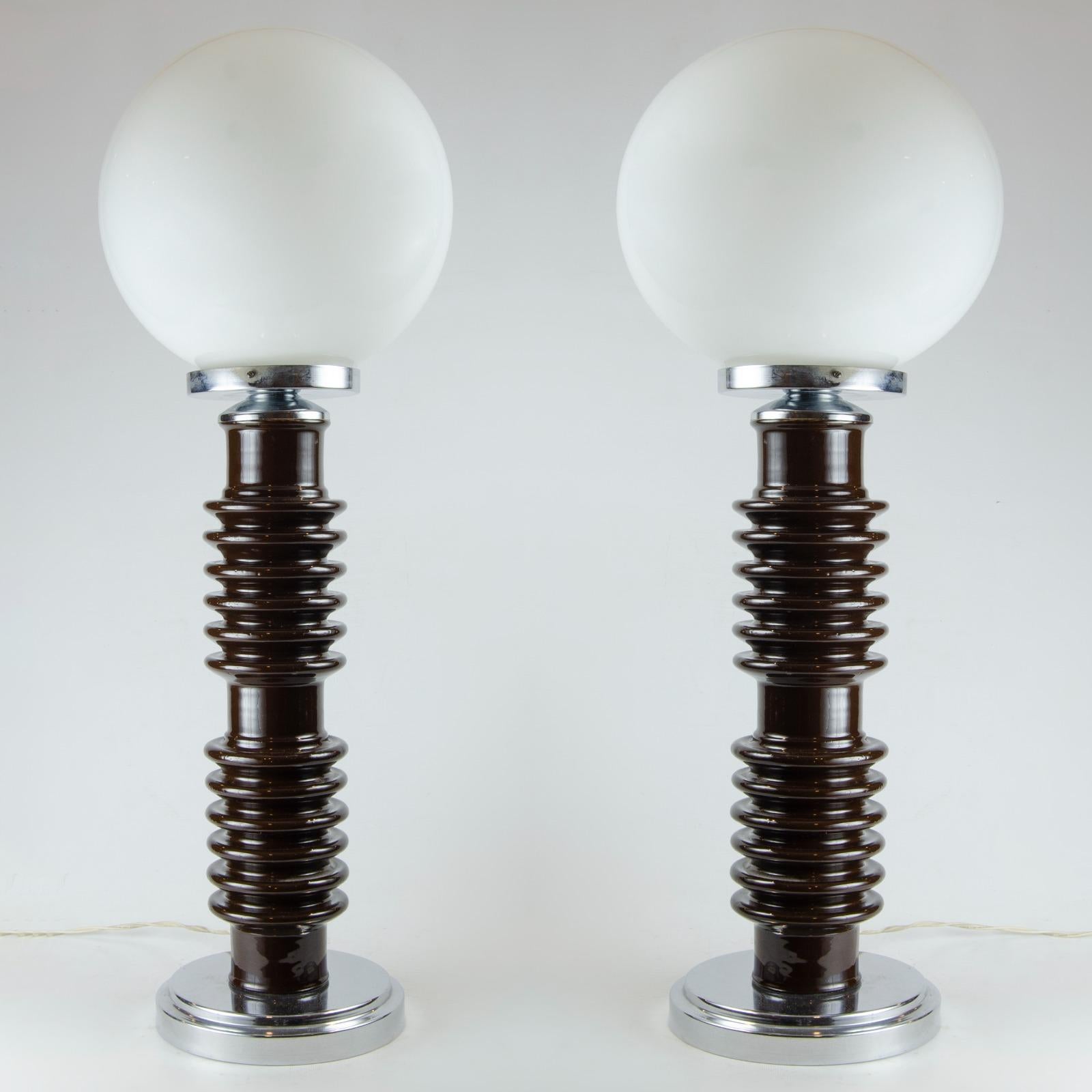 Italian Pair of table lamps & Opaline glass 1960s, Carlos Nason style  For Sale