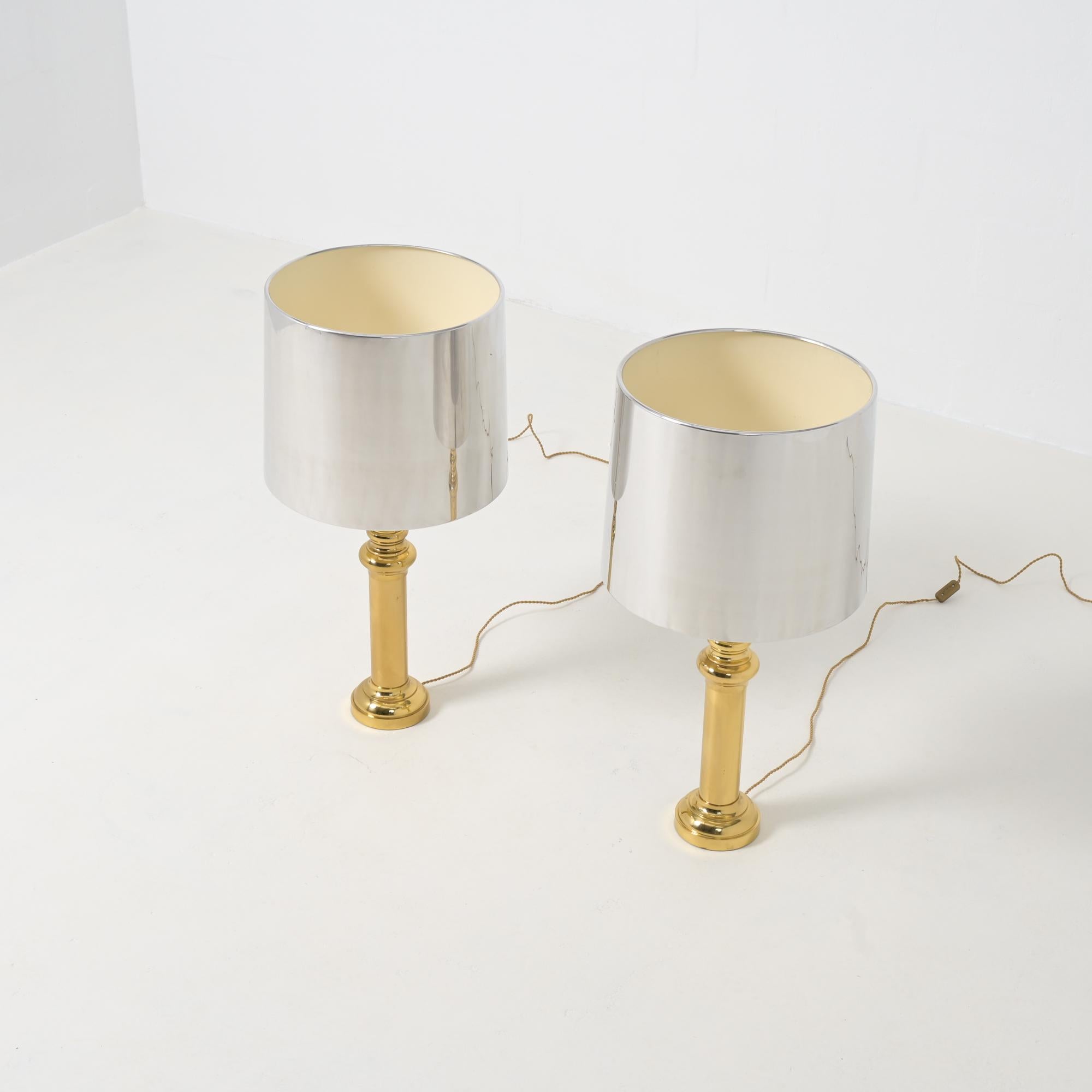 Mid-Century Modern Paire de lampes de table style Maison Charles en vente