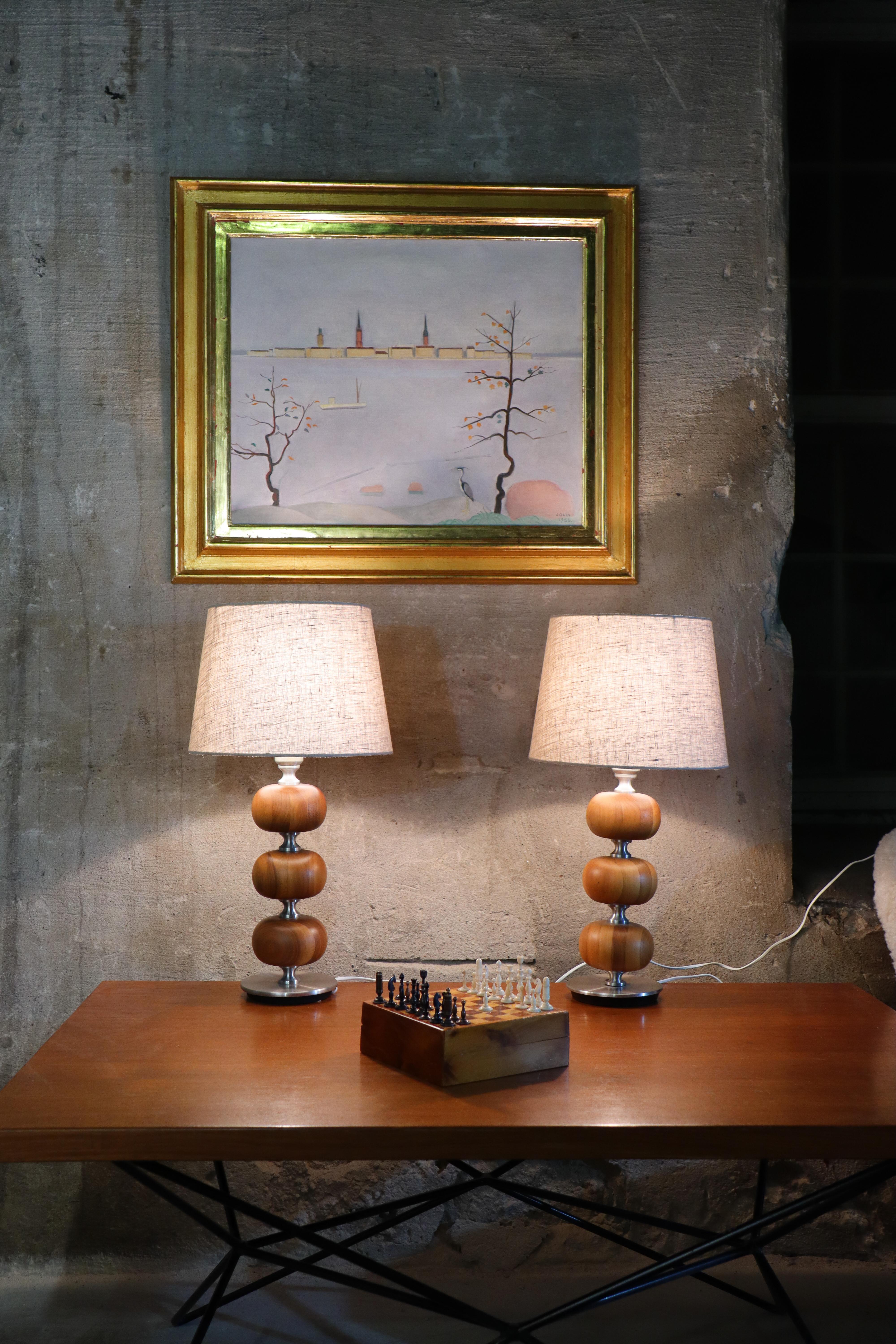 Pareja de Lámparas de Mesa, Nogal- Tranås Stilarmatur Años 60 - Henrik Blomqvist Metal en venta